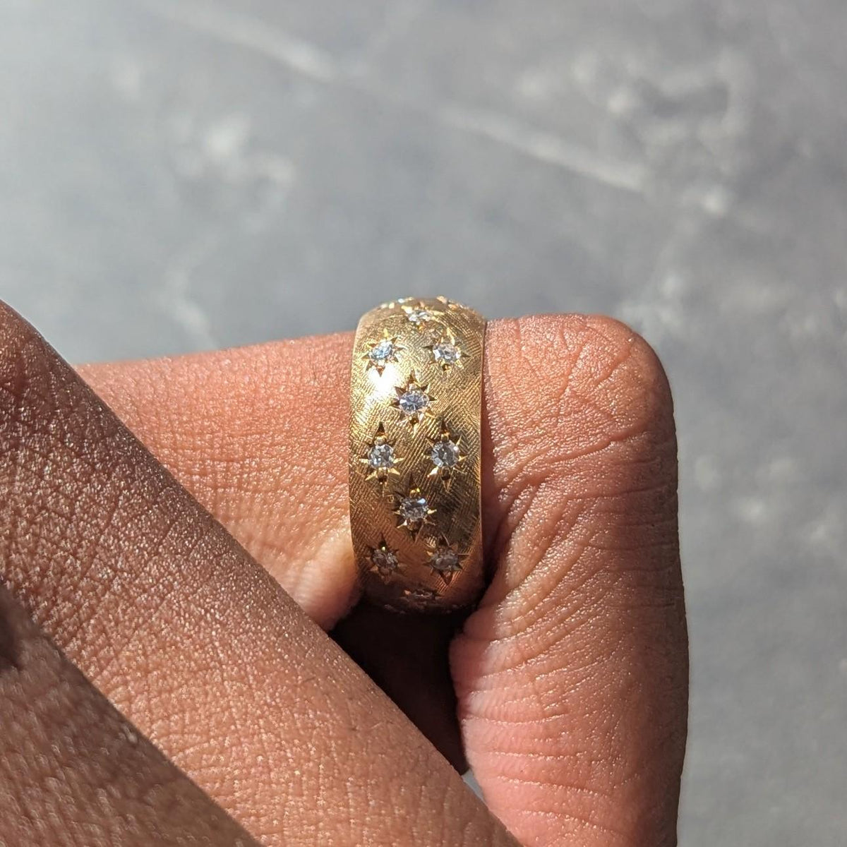 Mid-Century Diamond 18 Karat Yellow Gold Star Vintage Eternity Band Ring