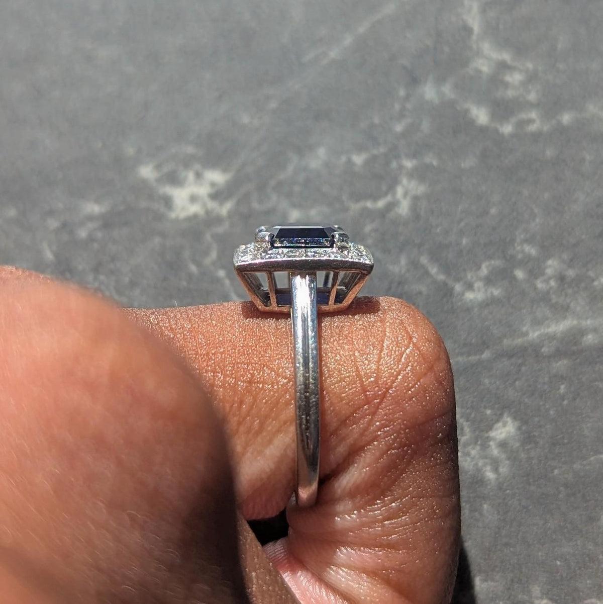 Tiffany & Co. Mid-Century No Heat Sapphire Diamond Platinum Vintage Halo Ring