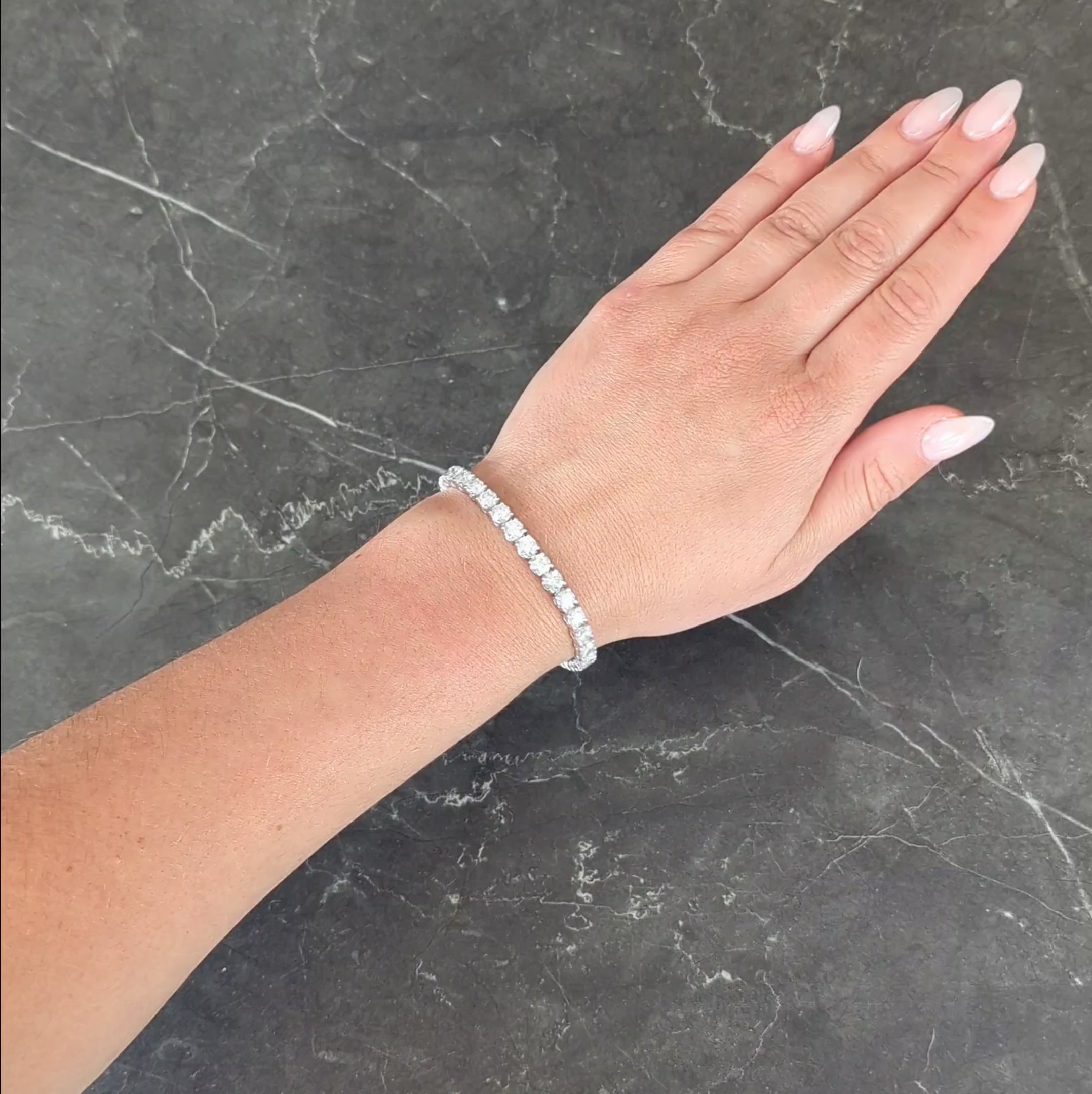 Contemporary 12.37 CTW Round Brilliant Diamond Platinum Tennis Line Bracelet