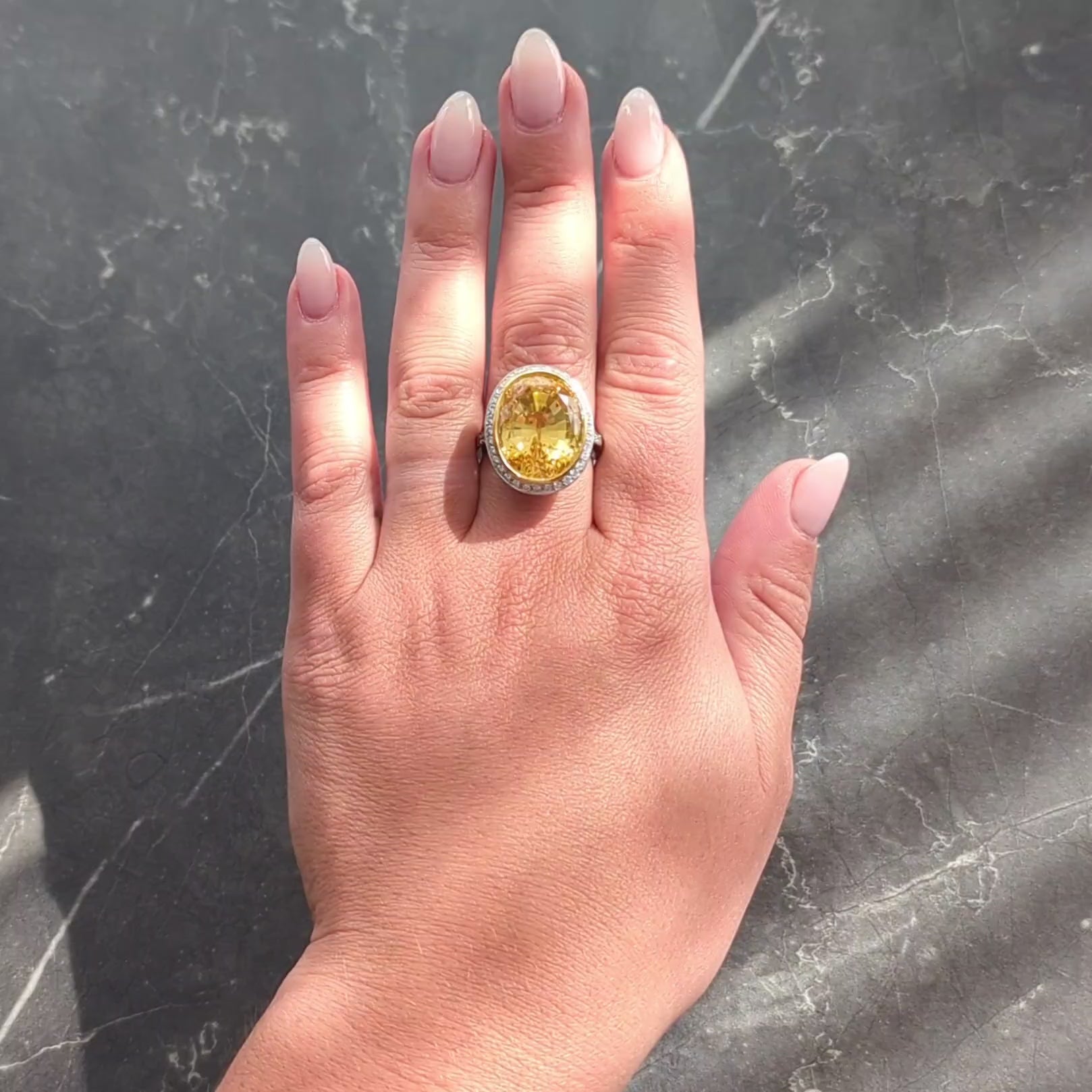 Neiman Marcus 26.40 CTW NH Ceylon Yellow Sapphire Diamond Platinum 18K Gold Ring
