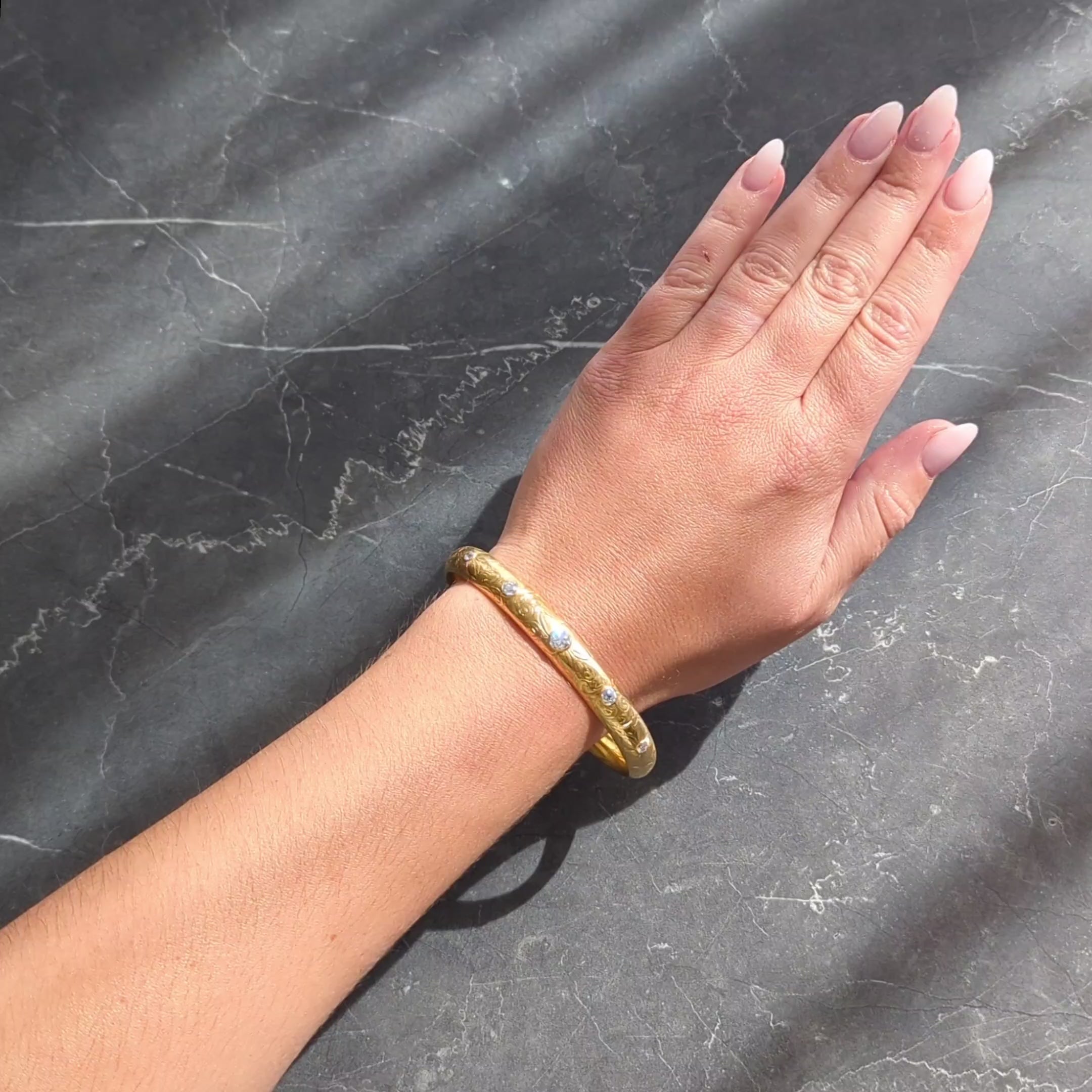 Riker Brothers Art Nouveau European Diamond 18K Antique Floral Bangle Bracelet