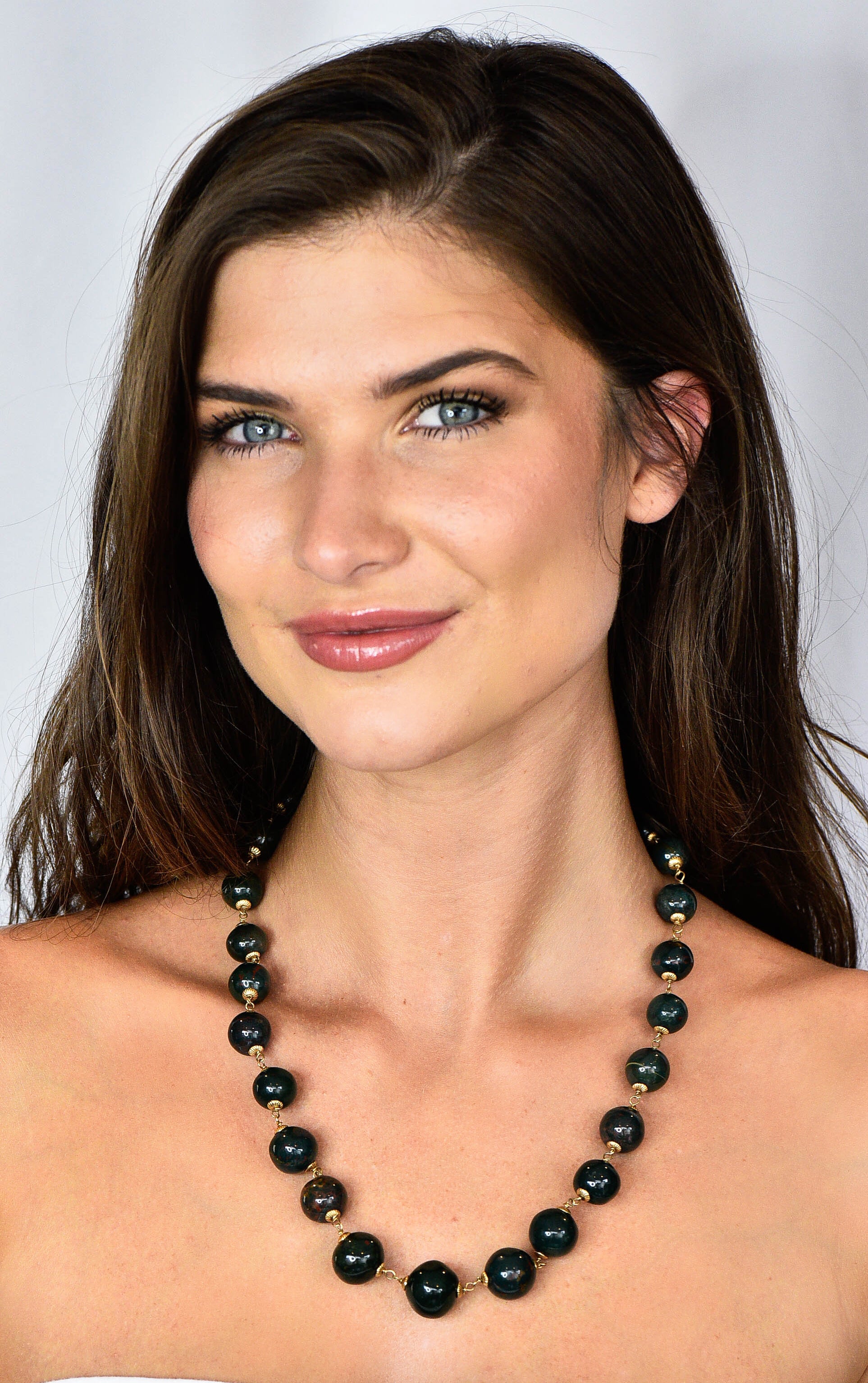 Vintage Bloodstone 14 Karat Gold Beaded Strand NecklaceNecklace - Wilson's Estate Jewelry