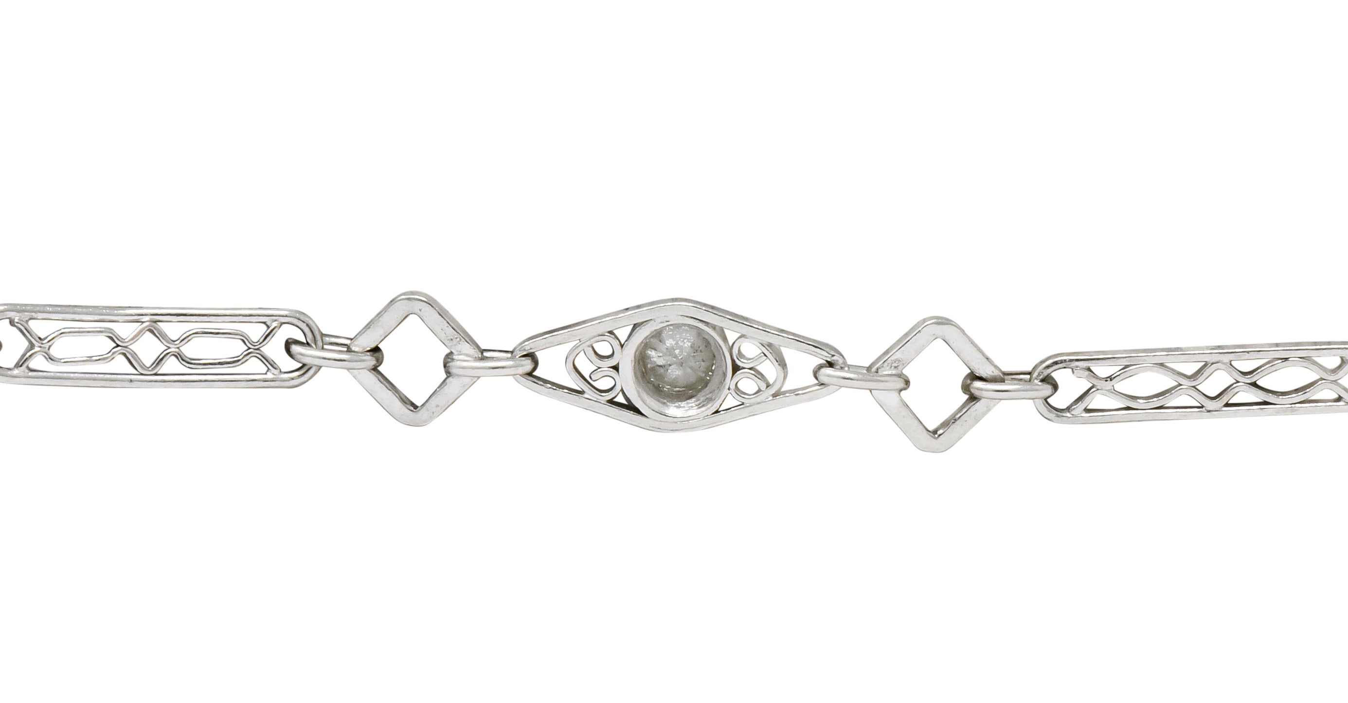 Graceful Art Deco Diamond Platinum Filigree Link Bracelet - Wilson's Estate Jewelry