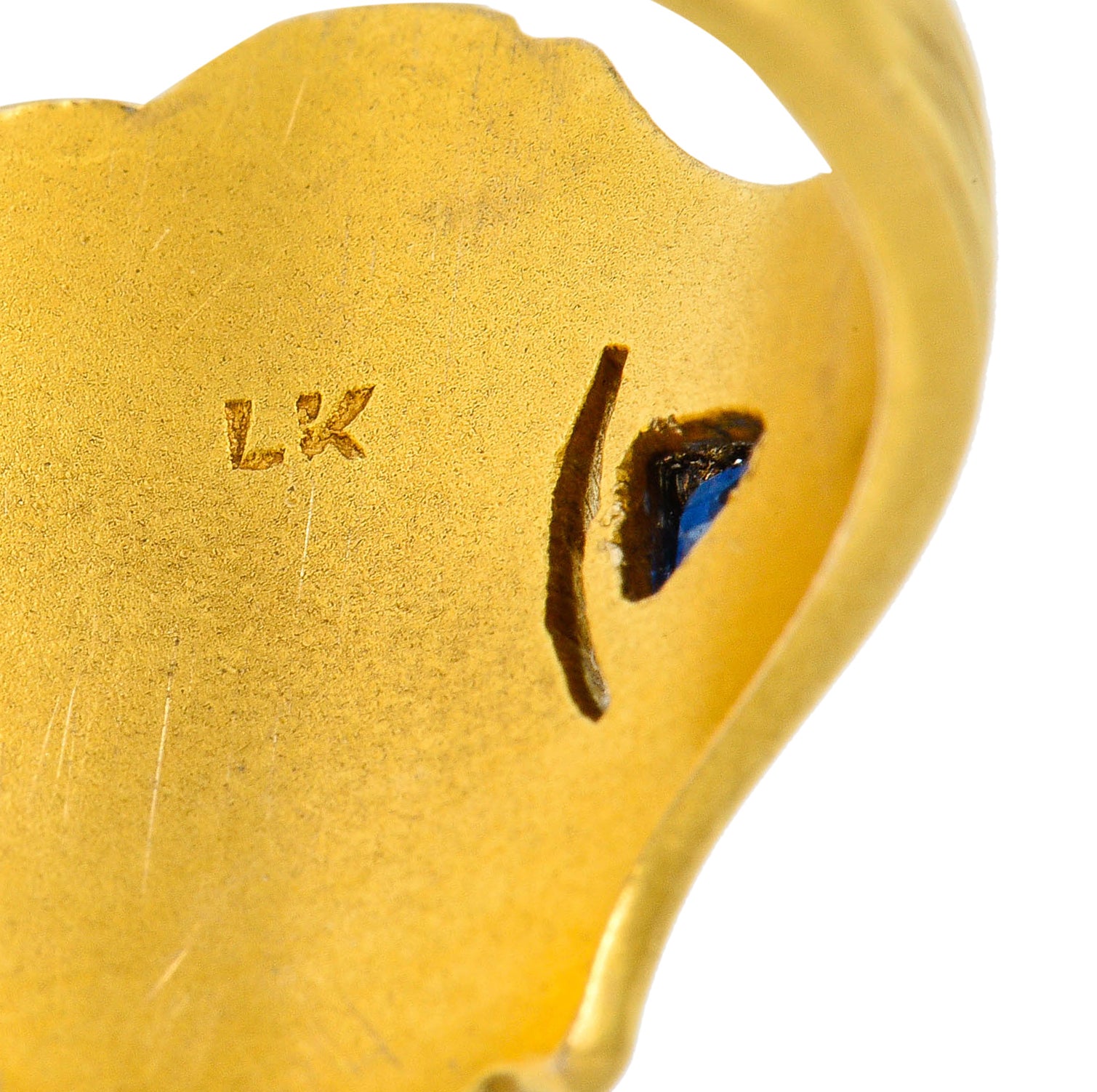 Art Nouveau Sapphire 14 Karat Gold Signet RingRing - Wilson's Estate Jewelry