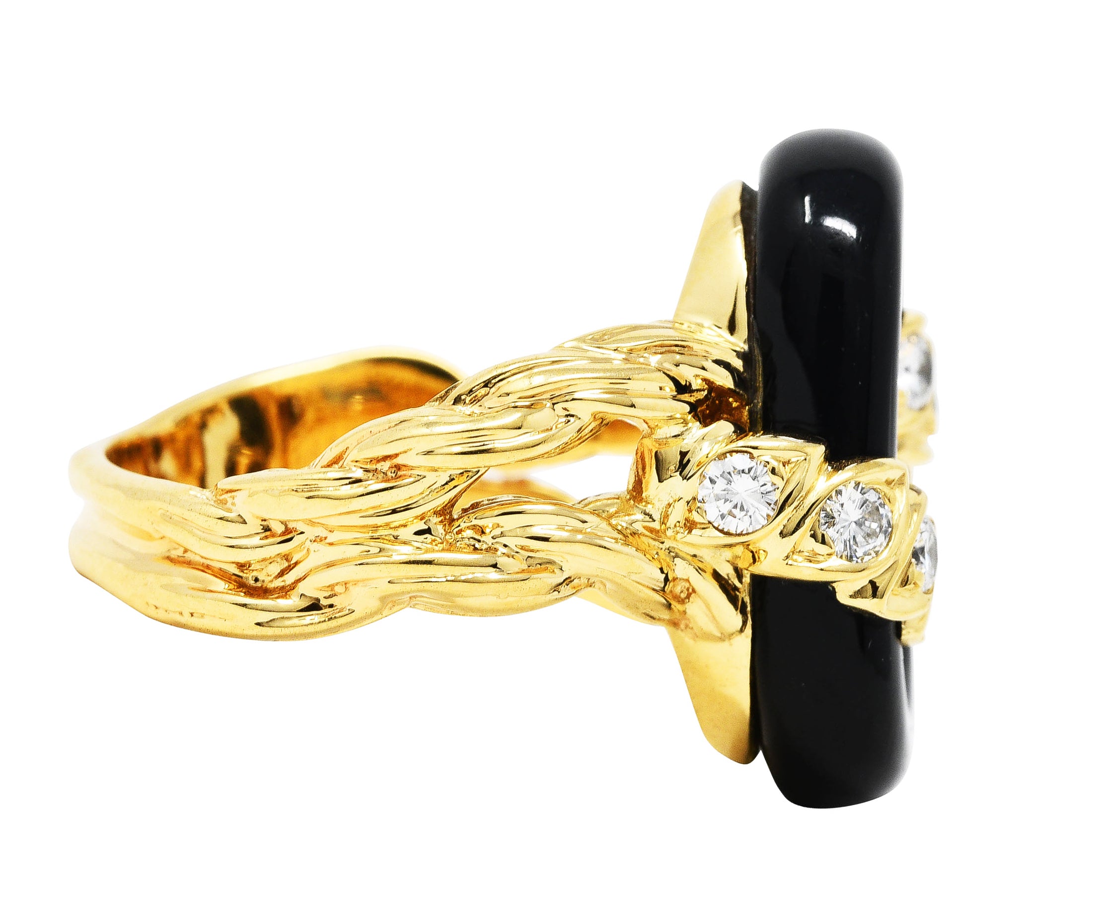 Van Cleef & Arpels Onyx Diamond 18 Karat Gold Linkage RingRing - Wilson's Estate Jewelry