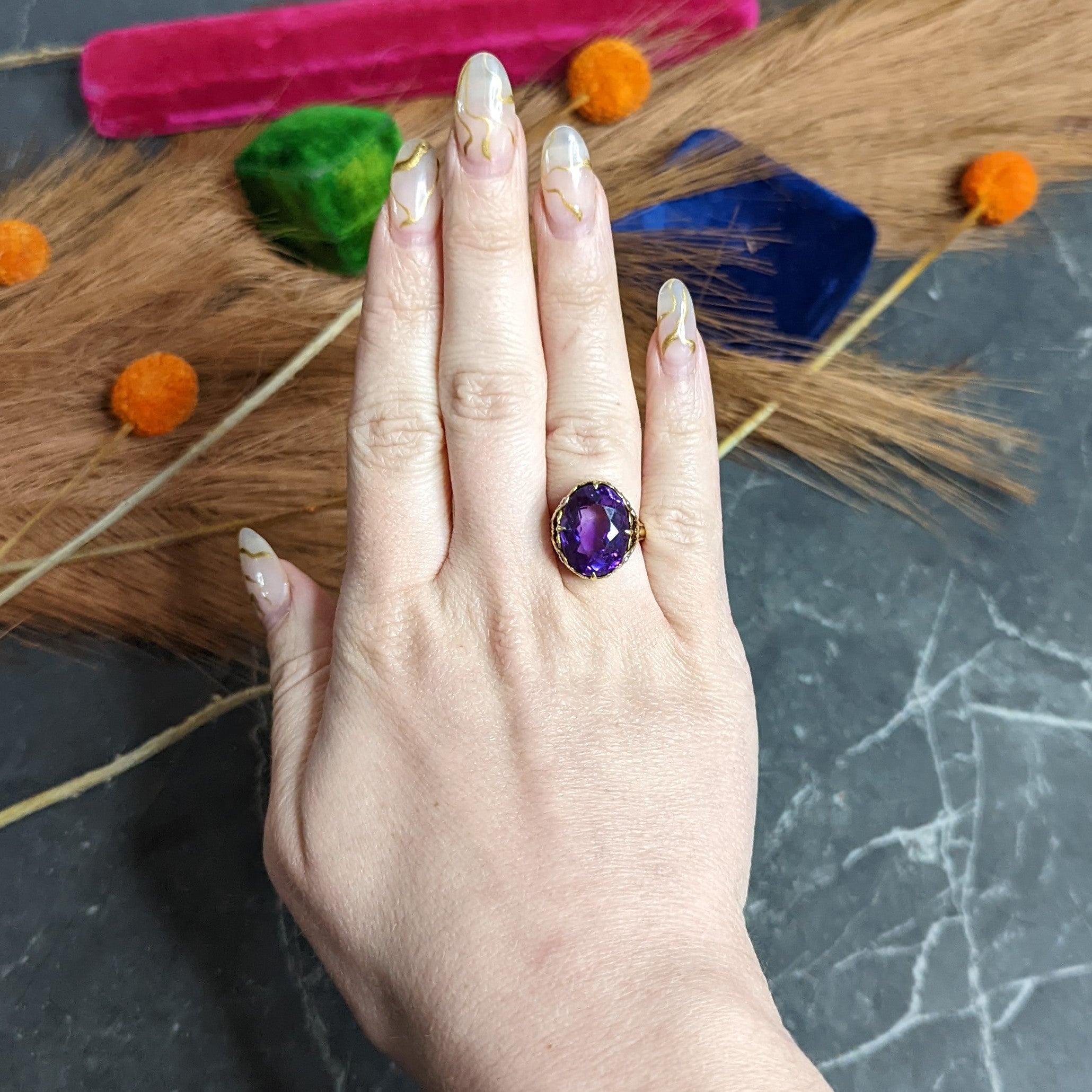Allsopp-Steller Amethyst 14 Karat Two-Tone Gold Scrolled Foliate Ring Wilson's Estate Jewelry