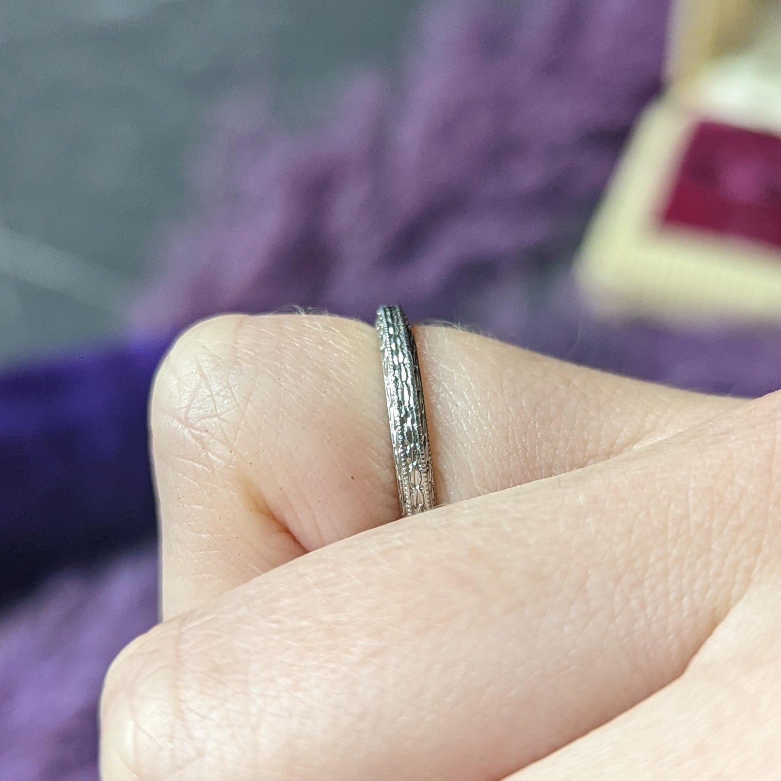 1920's H. Oppenheimer Co. Art Deco Platinum Engraved Wheat Band Ring Wilson's Estate Jewelry