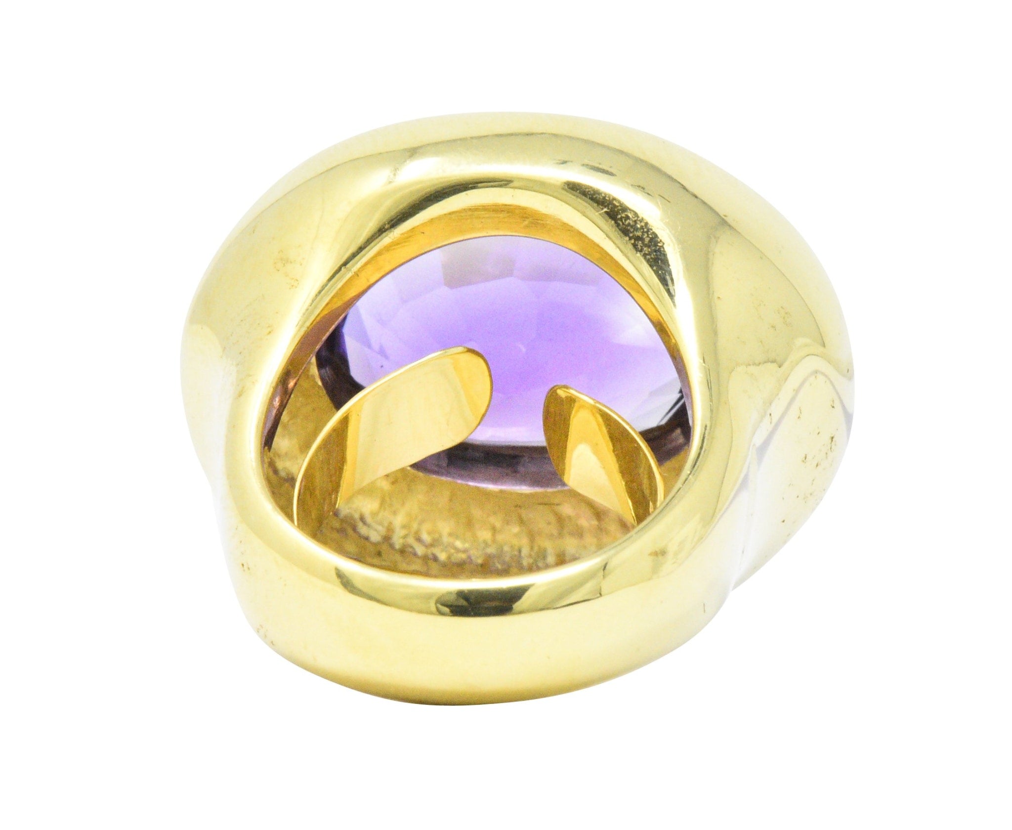 Contemporary 20.00 CTW Amethyst 18 Karat Gold Cocktail Ring Wilson's Estate Jewelry