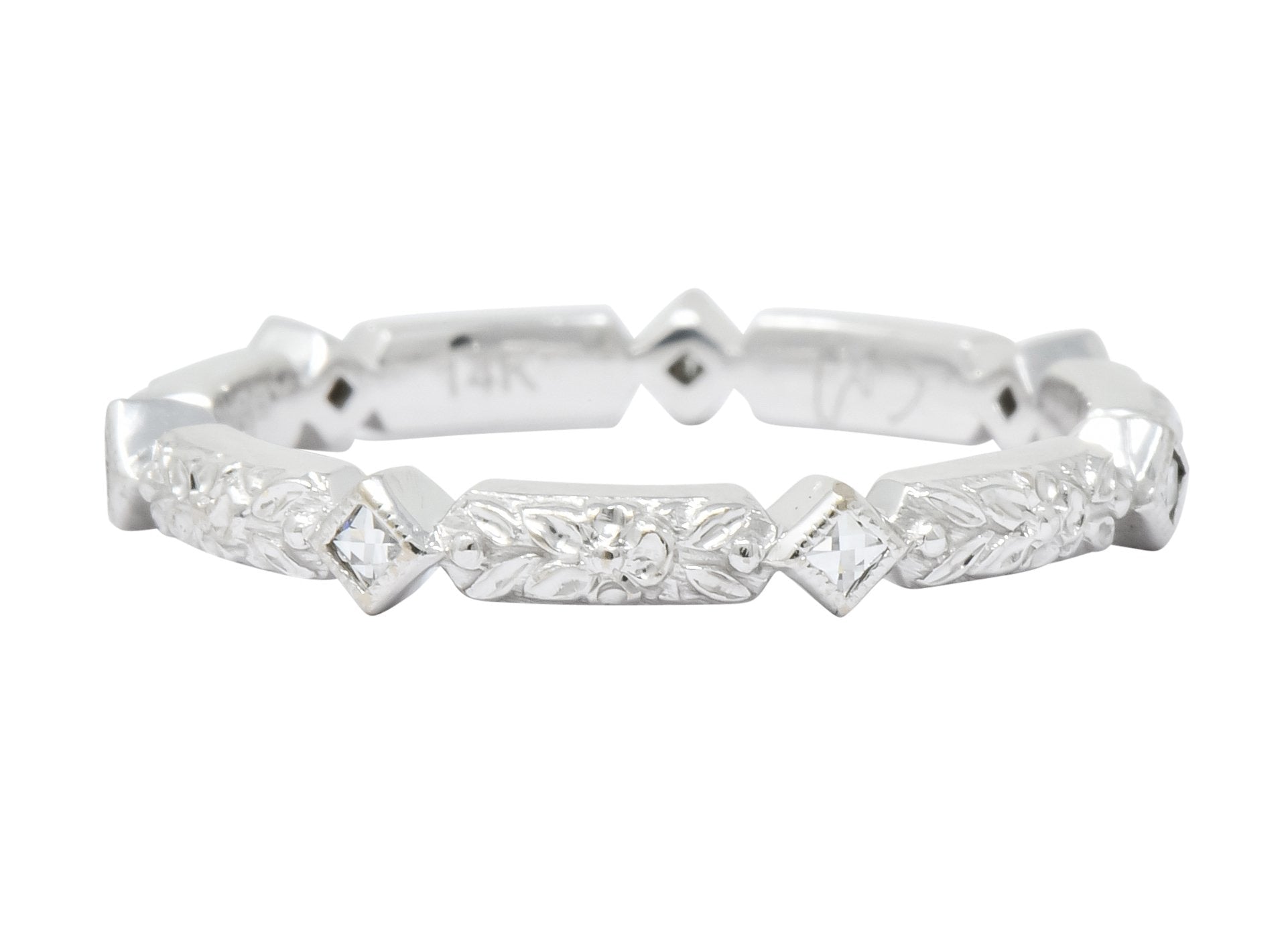Contemporary Checkerboard French Cut Diamond 14 Karat White Gold Floral Band Ring - Wilson's Estate Jewelry