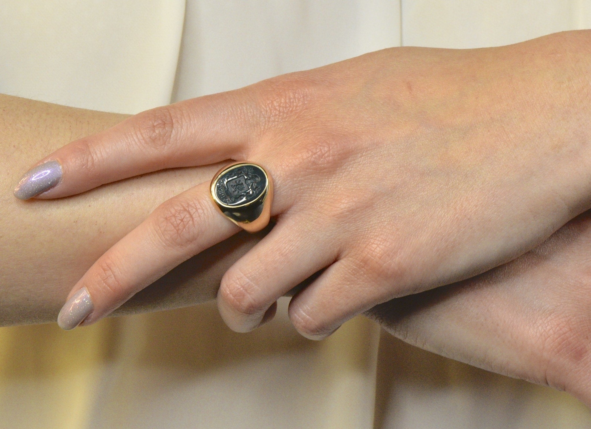 Larter & Sons Art Deco Intaglio Bloodstone 14 Karat Gold Unisex Signet Ring - Wilson's Estate Jewelry