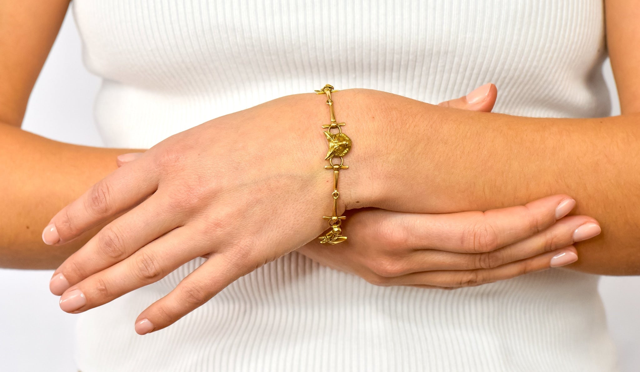 Victorian 14 Karat Yellow Gold Fox Hunt Horse Link Bracelet - Wilson's Estate Jewelry