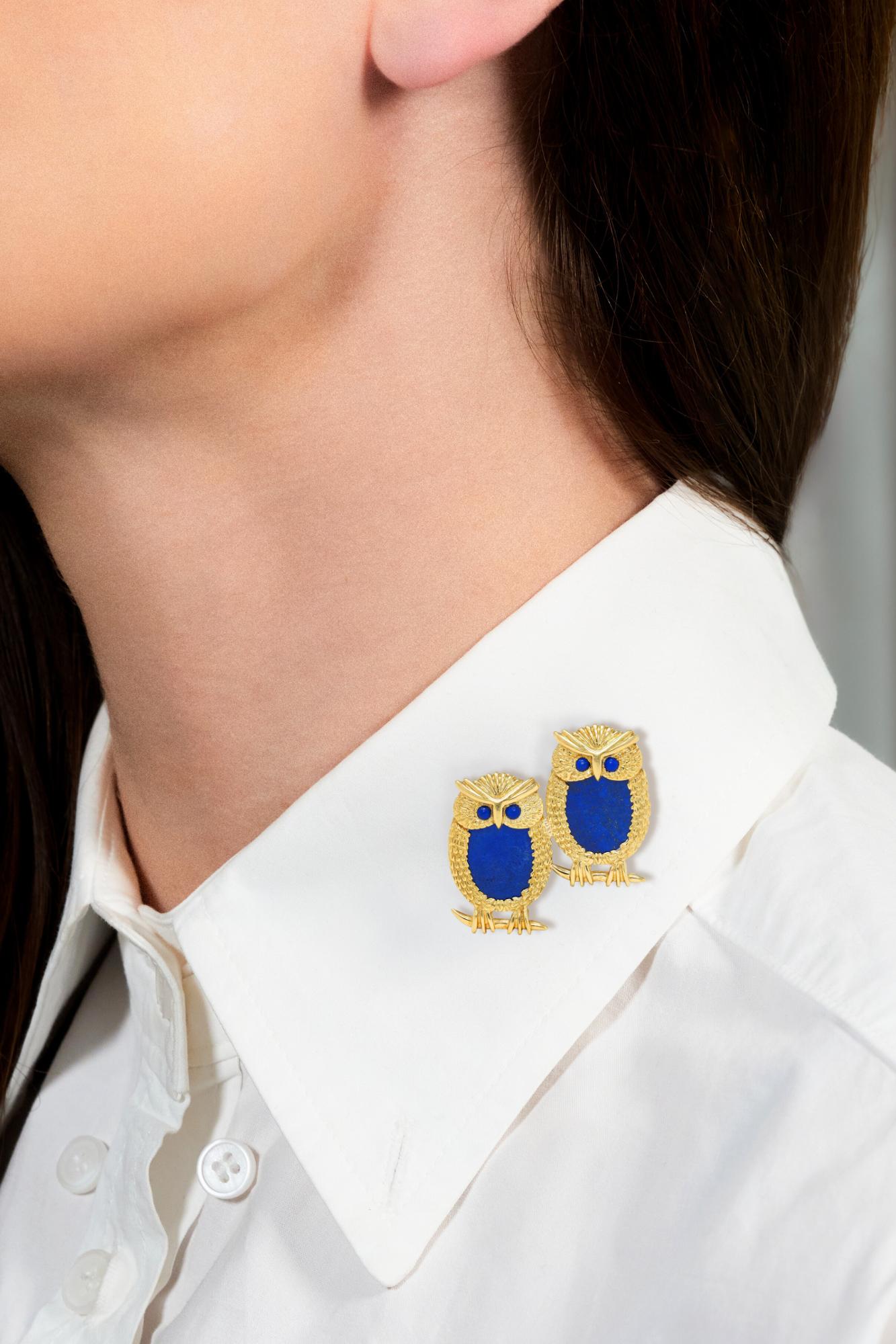 1960's Lapis Lazuli 18 Karat Yellow Gold Vintage Owl Brooch