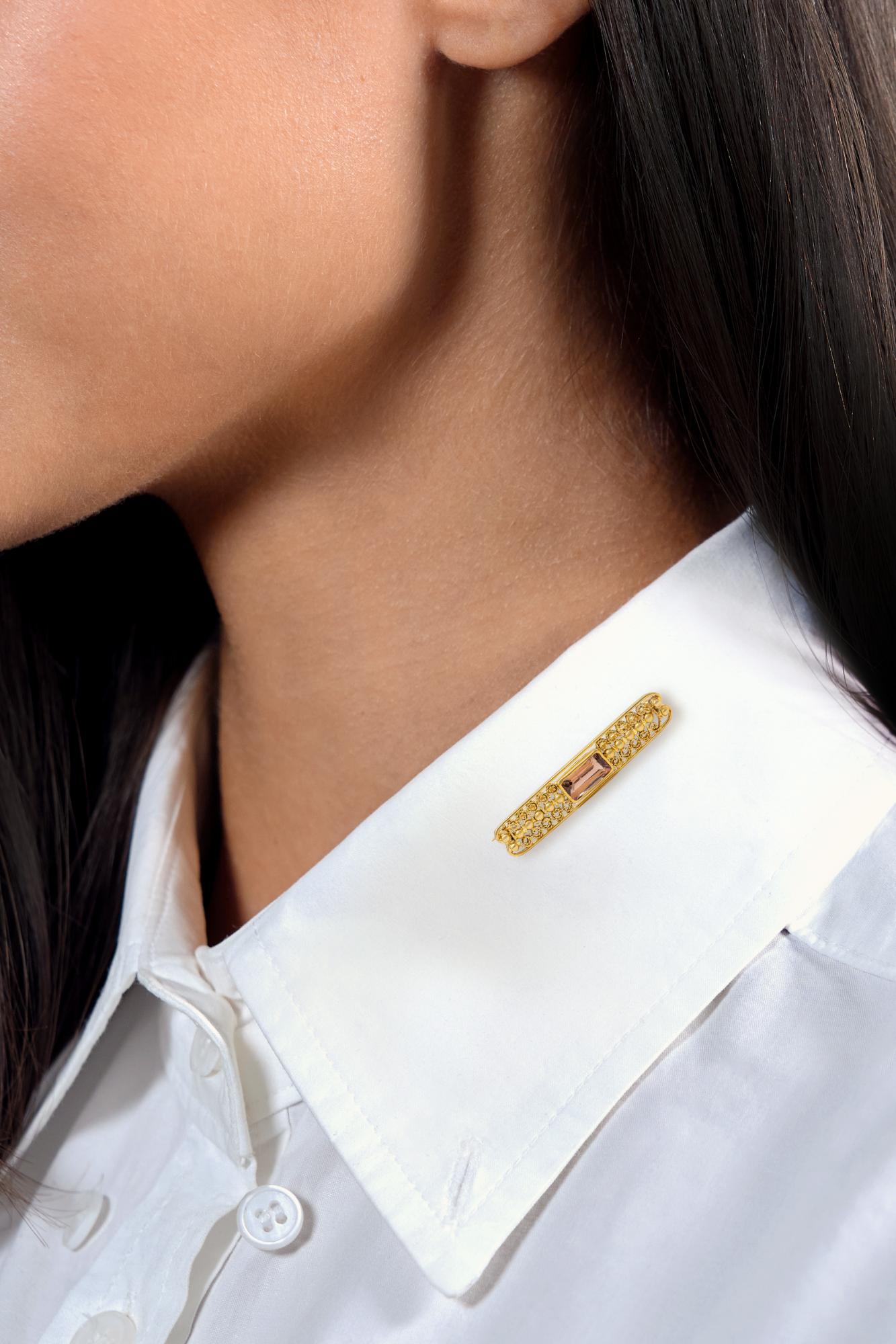 Louis Comfort Tiffany 1900's Tourmaline 18K Gold Antique Filigree Bar Brooch