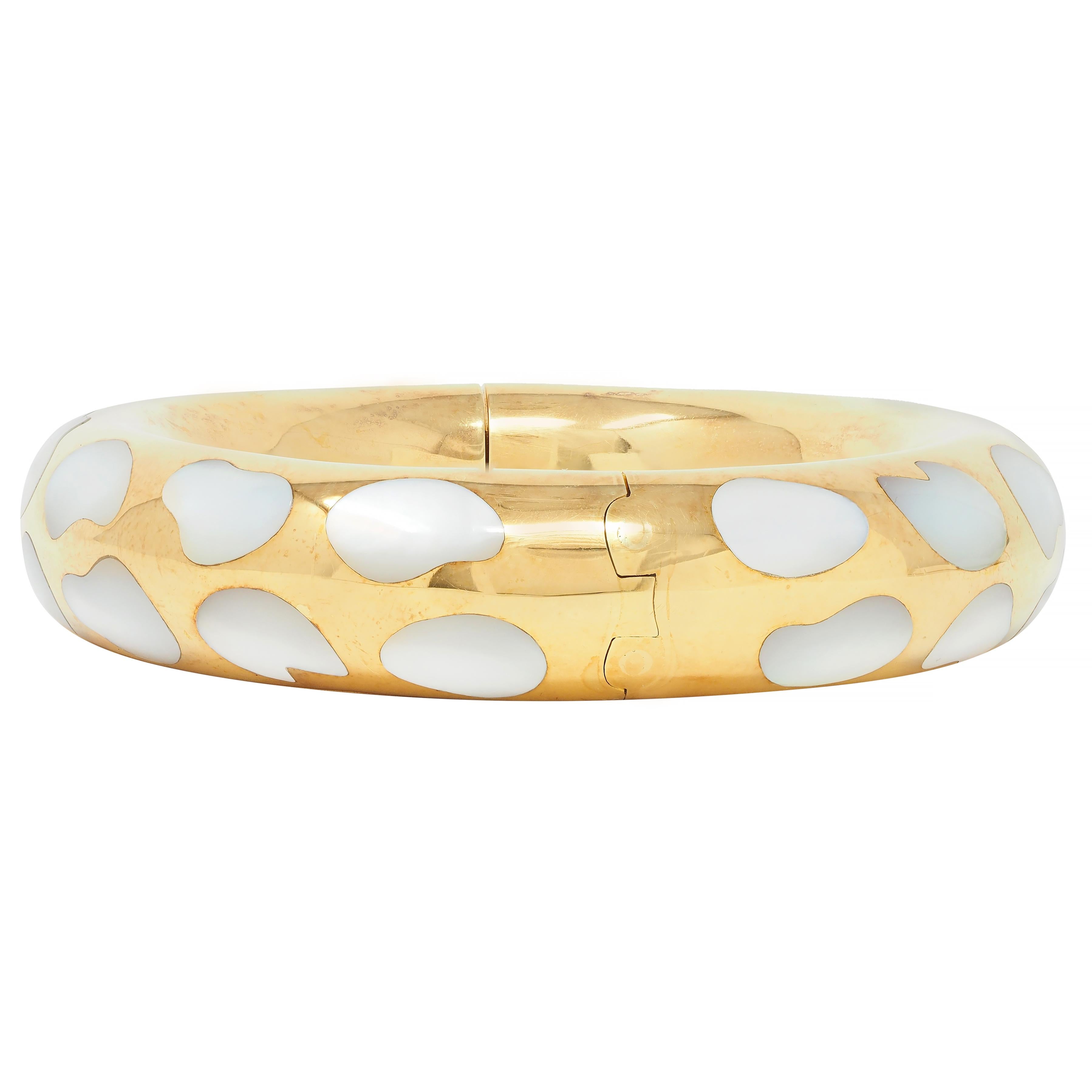 Tiffany & Co. Vintage Mother-Of-Pearl 18 Karat Yellow Gold Inlay Bangle Bracelet