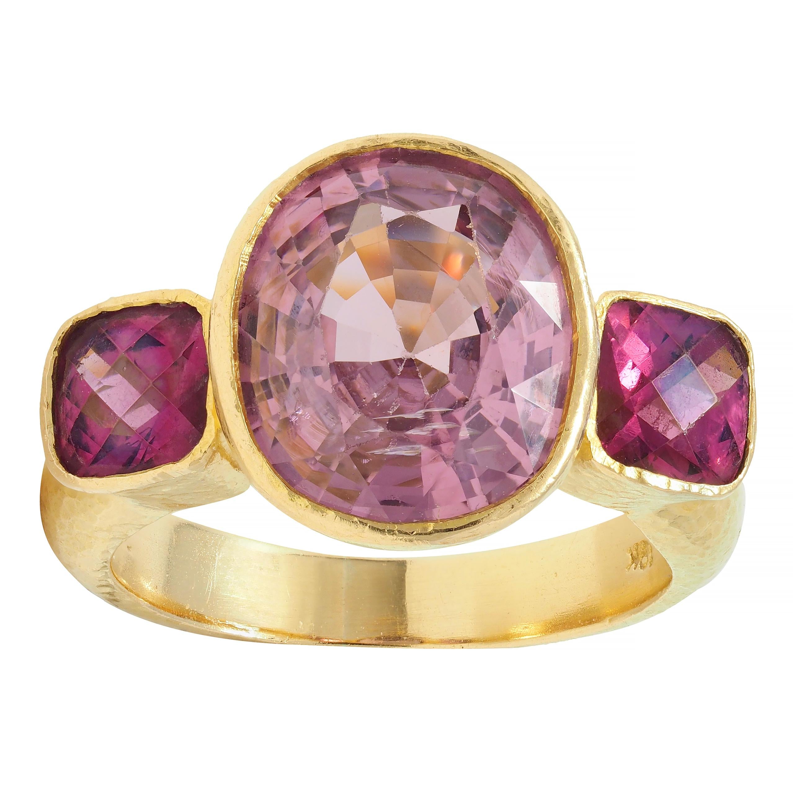 Elizabeth Locke Spinel Rhodolite Garnet 19 Karat Hammered Gold Gemstone Ring