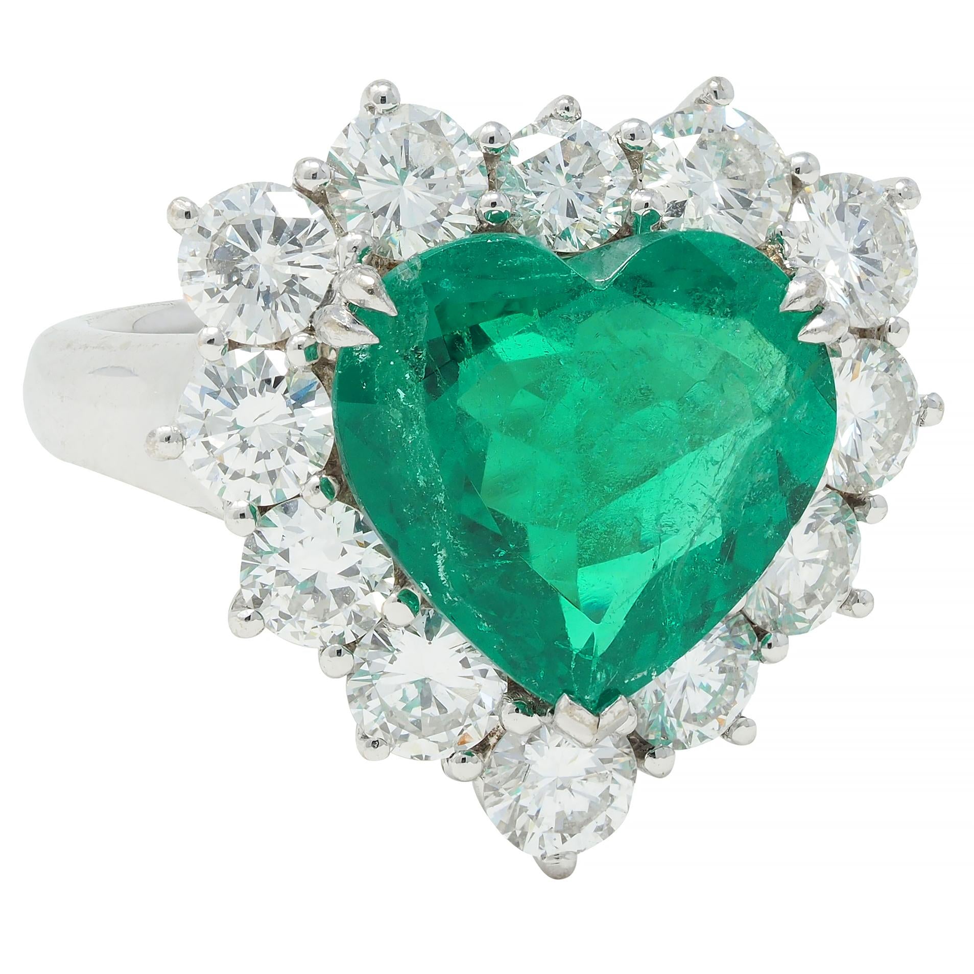 Contemporary 7.00 CTW Colombian Emerald Diamond 18 Karat Gold Heart Halo Ring