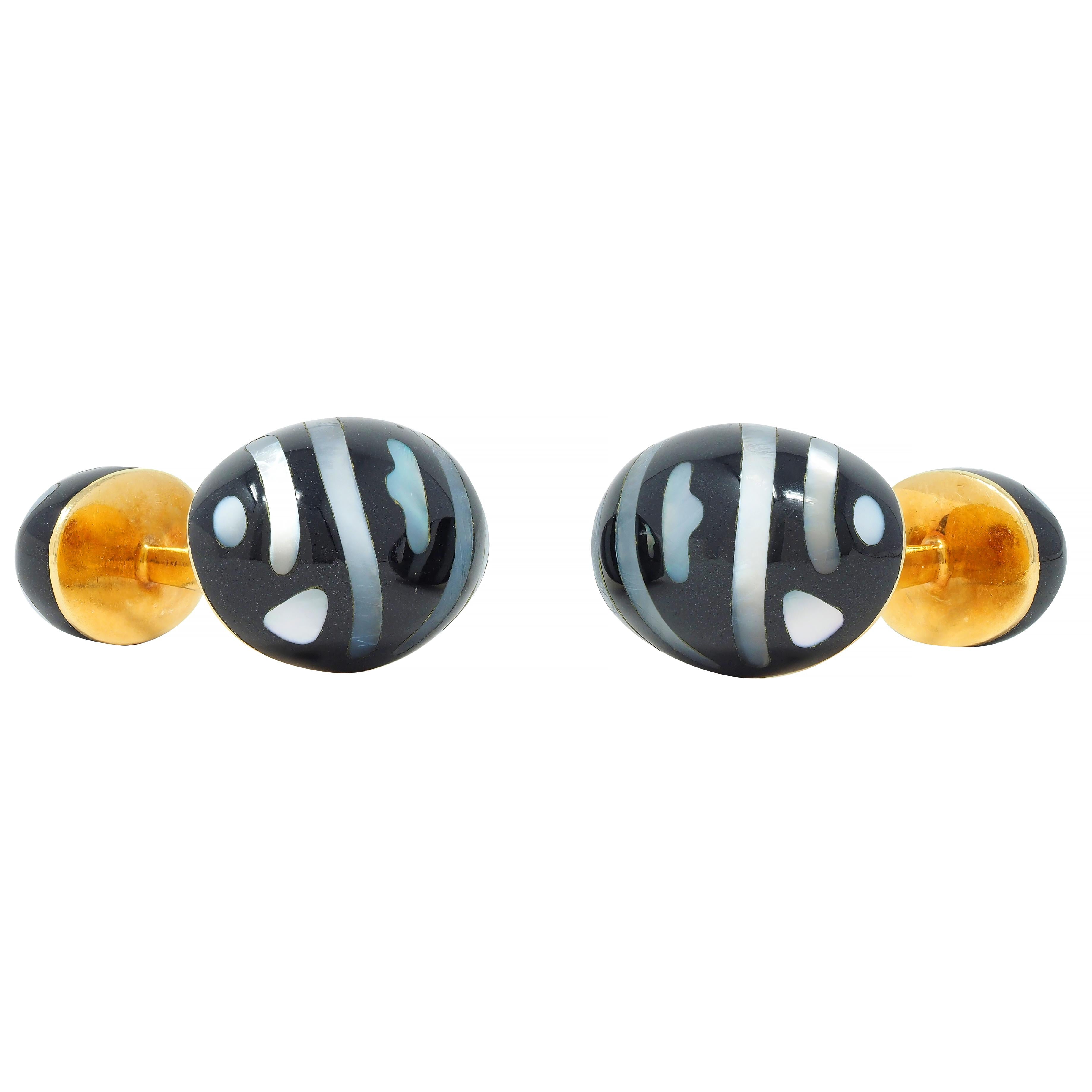 Tiffany & Co. Black Jade Mother-Of-Pearl Inlay 18 Karat Yellow Gold Cufflinks