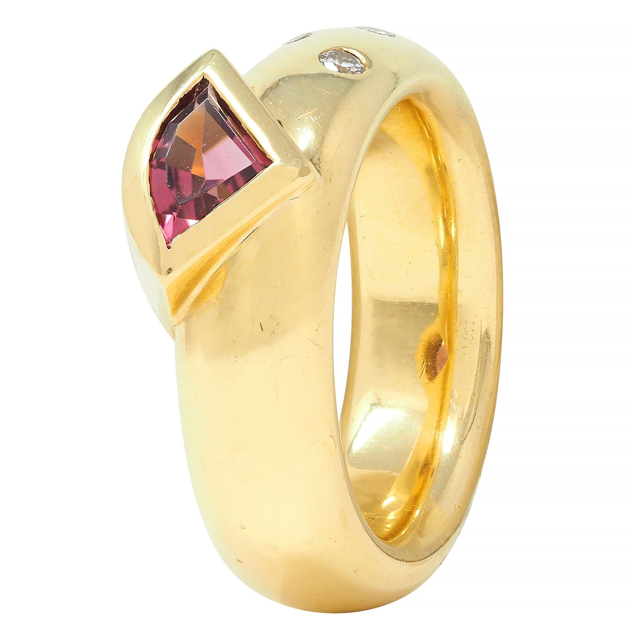 Contemporary Triangular Pink Topaz Diamond 18 Karat Yellow Gold Ring