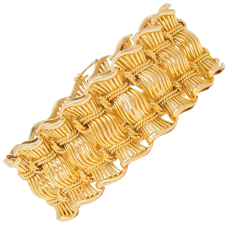 French 1950's 18 Karat Yellow Gold Vintage Twisted Rope Fanning Link Bracelet