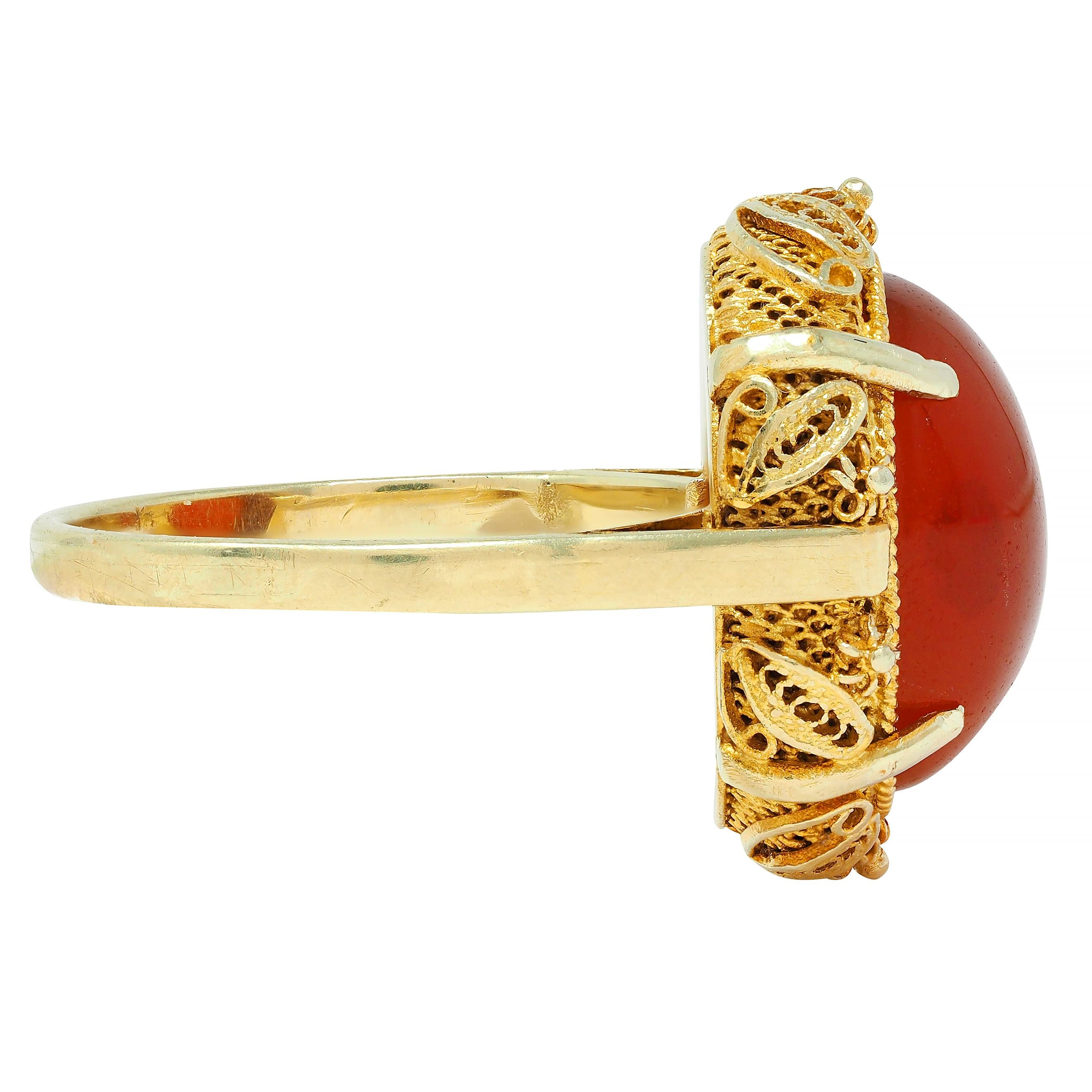 1940s Carnelian 14 Karat Yellow Gold Vintage Cabochon Filigree Ring