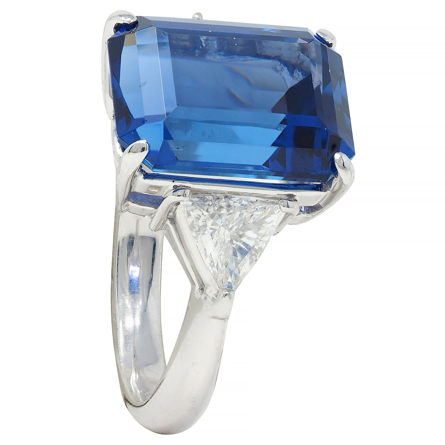 Contemporary 8.65 CTW Tanzanite Diamond Platinum Three Stone Ring