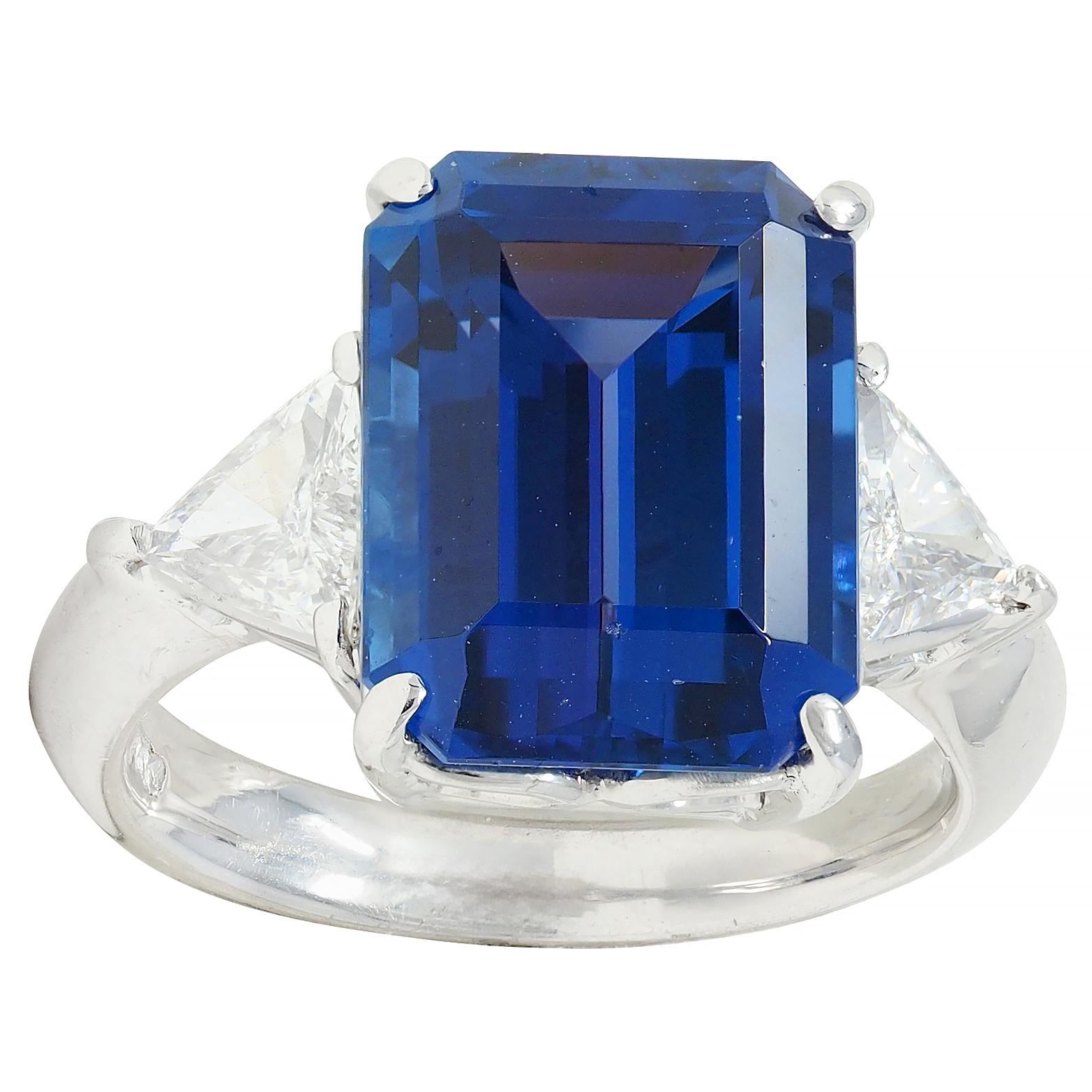 Contemporary 8.65 CTW Tanzanite Diamond Platinum Three Stone Ring