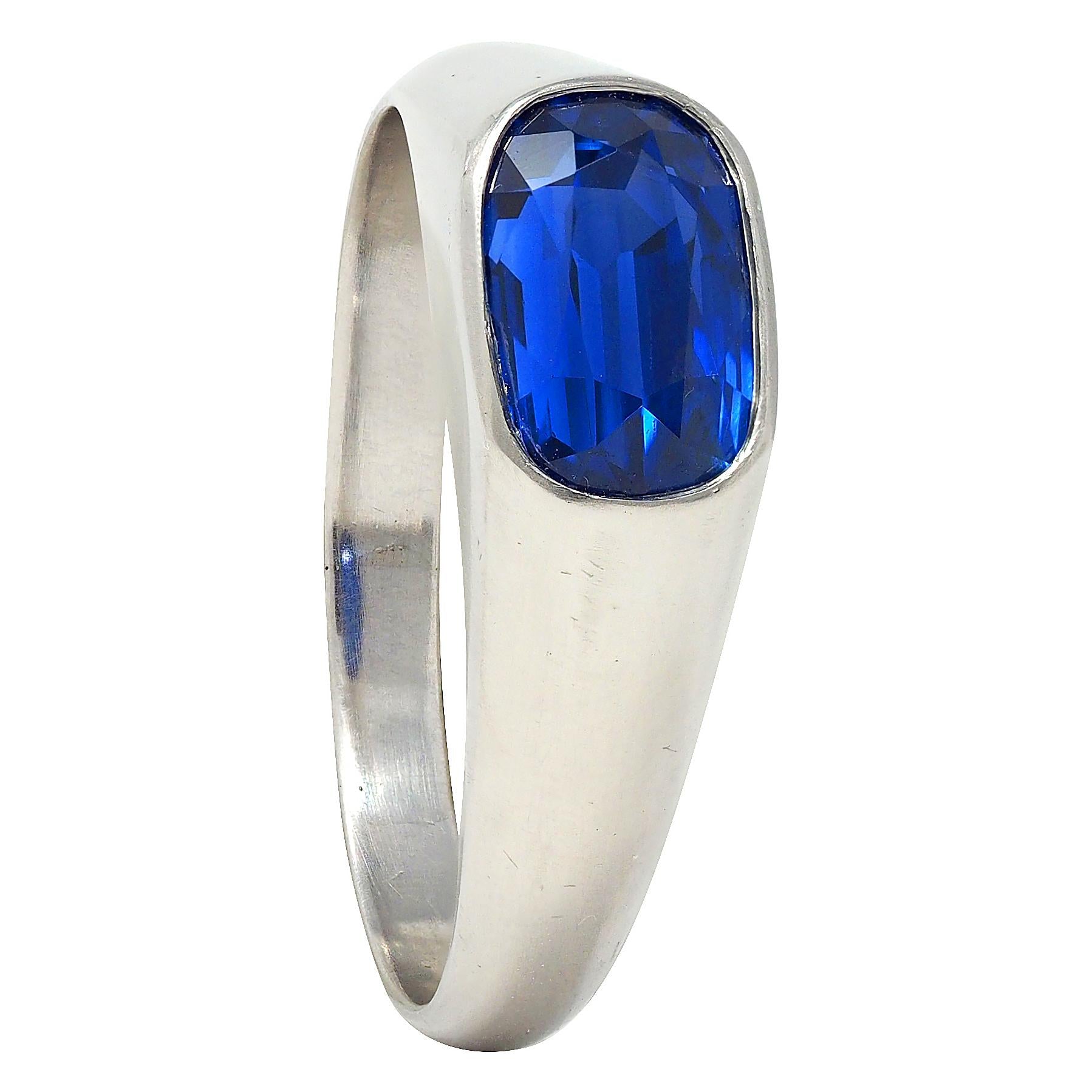 Vintage 4.12 CTW No Heat Ceylon Sapphire Platinum Flush Unisex Signet Ring