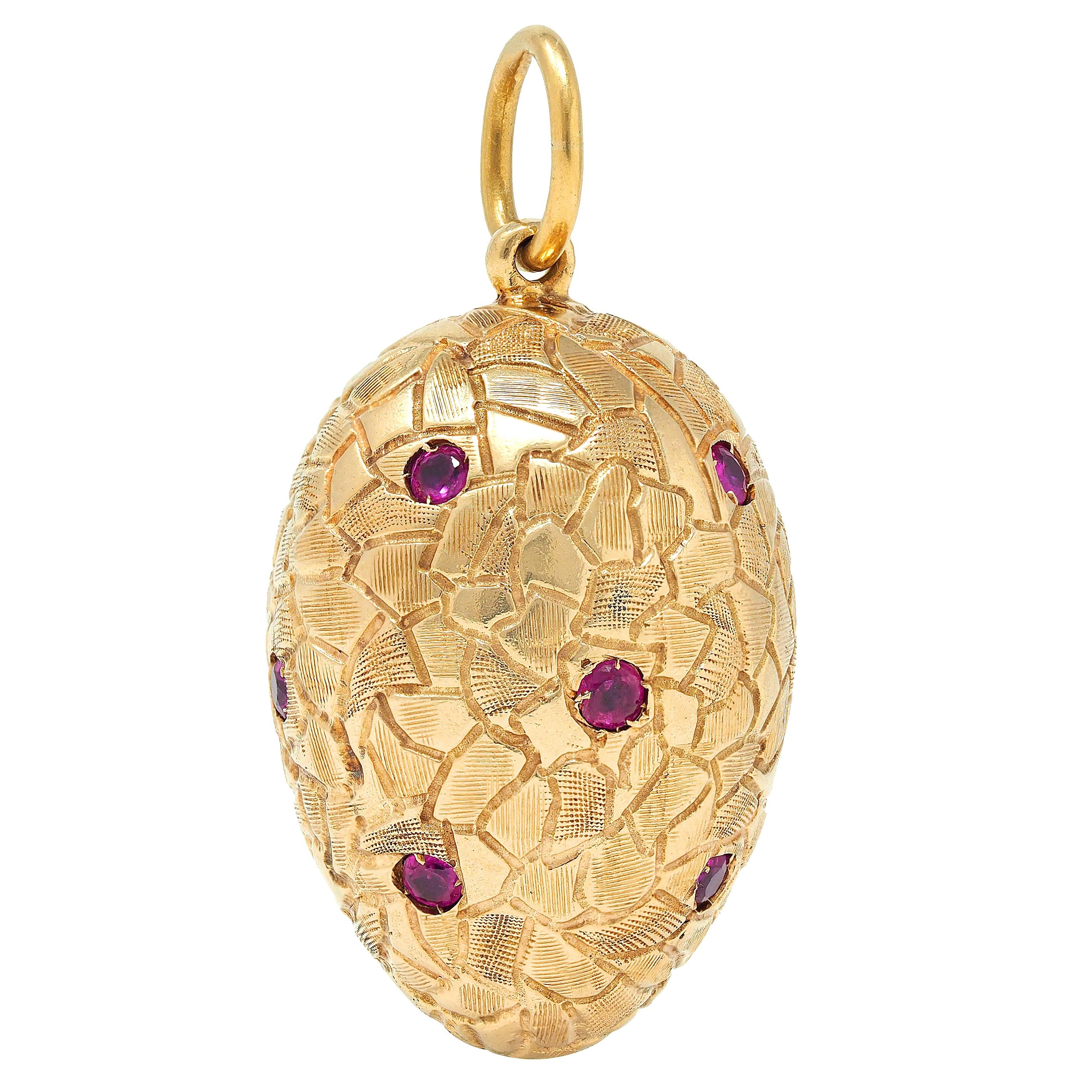 1960's Ruby 14 Karat Yellow Gold Crackled Vintage Egg Pendant