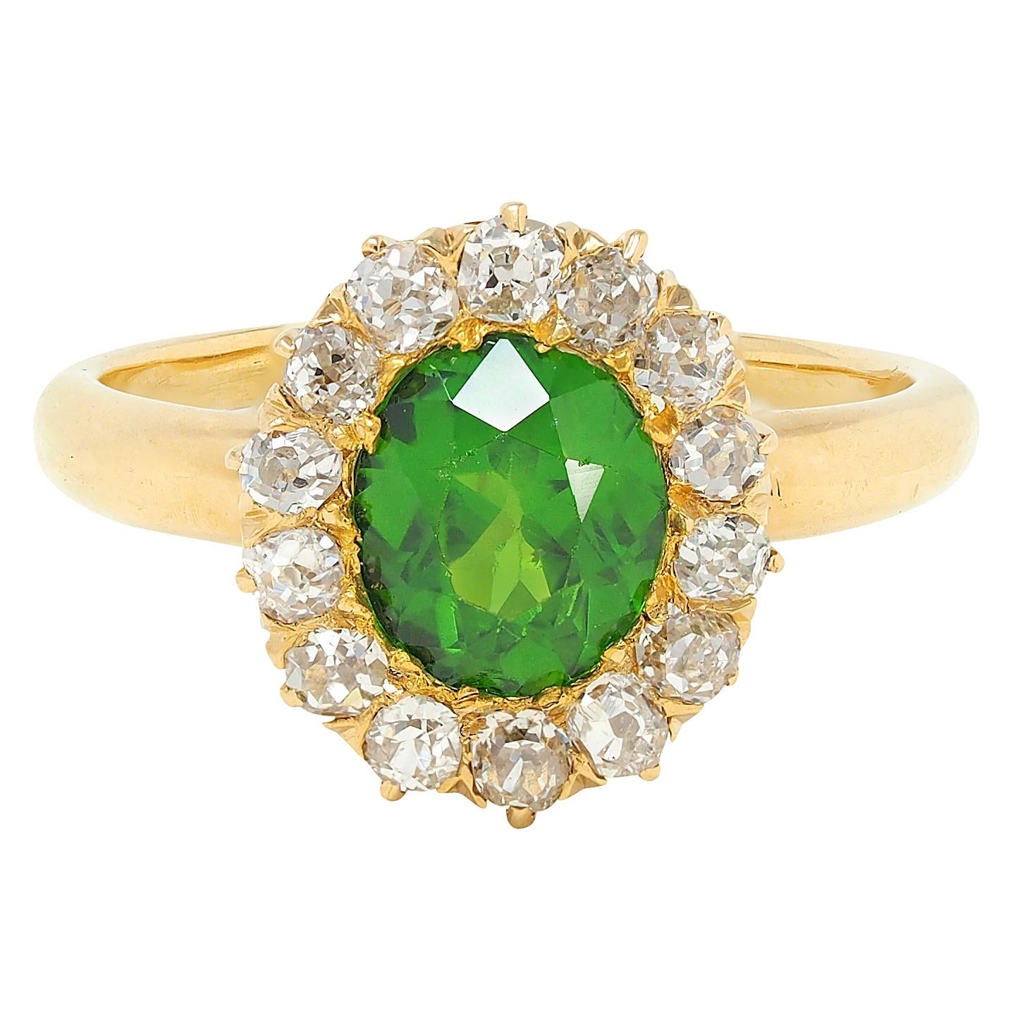 Victorian Green Demantoid Garnet Diamond 18 Karat Yellow Gold Antique Halo Ring