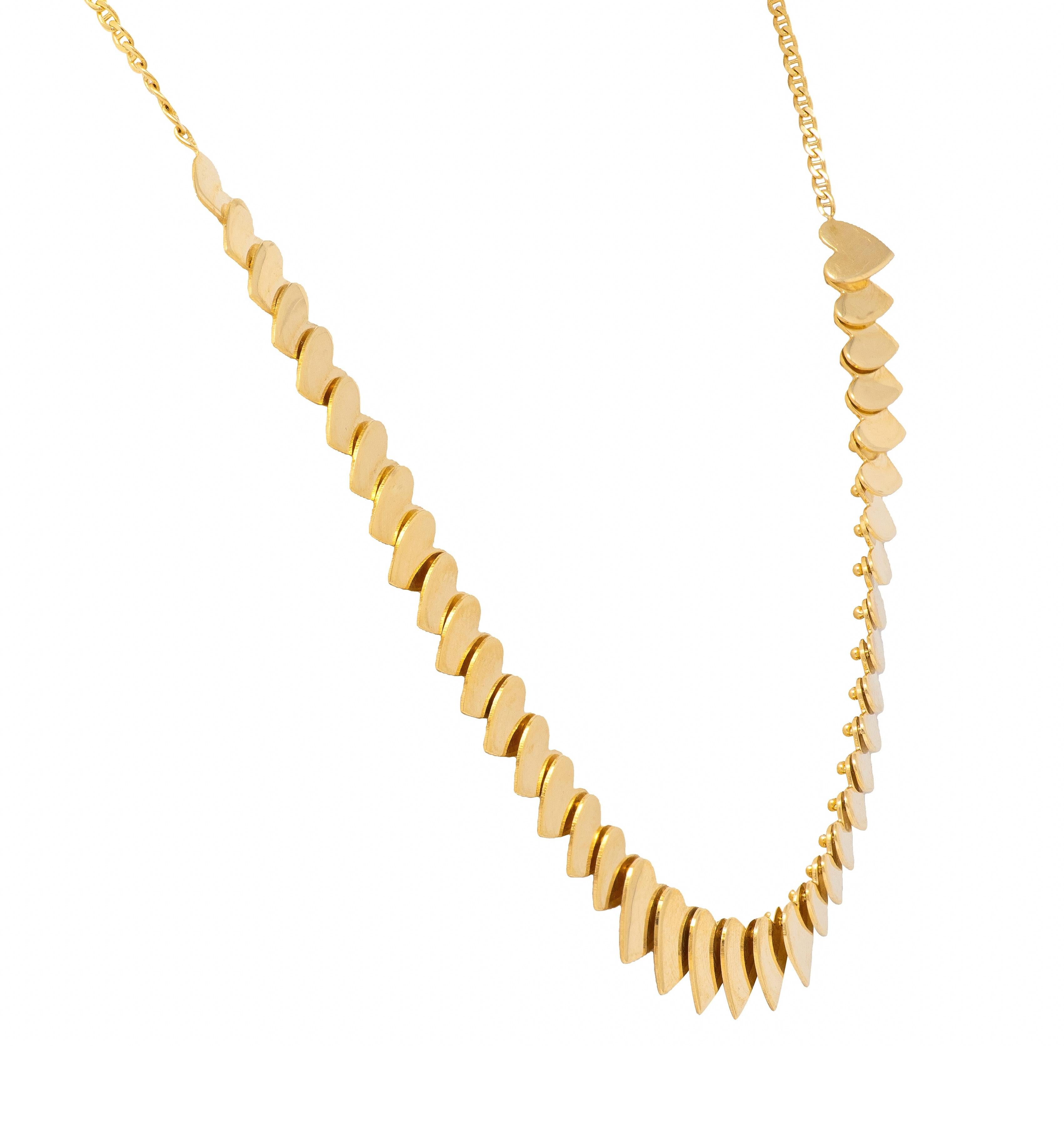 1990's 14 Karat Yellow Gold Graduated Heart Vintage Station Necklace