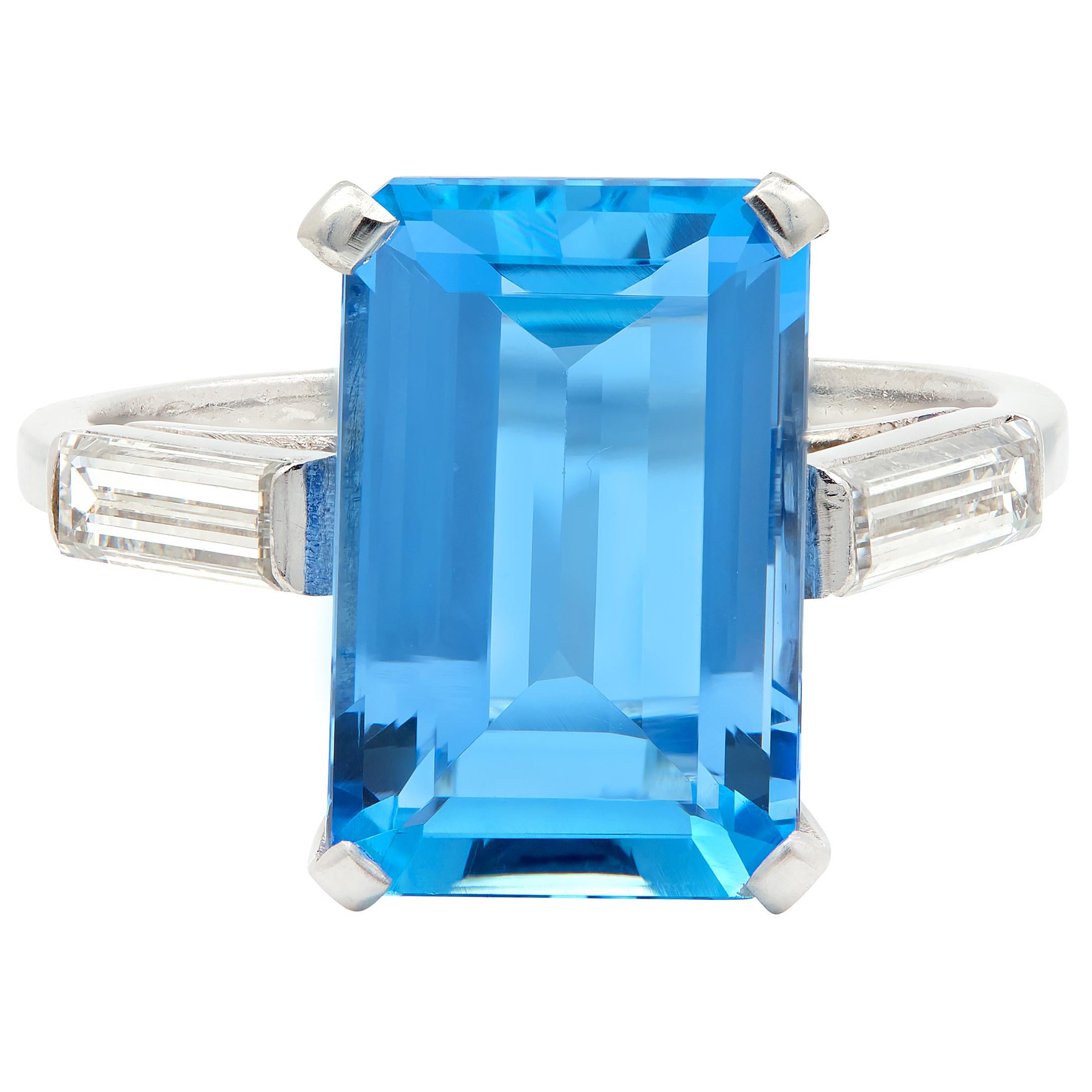 Mid-Century 5.25 CTW Aquamarine Diamond Platinum Vintage Cocktail Ring