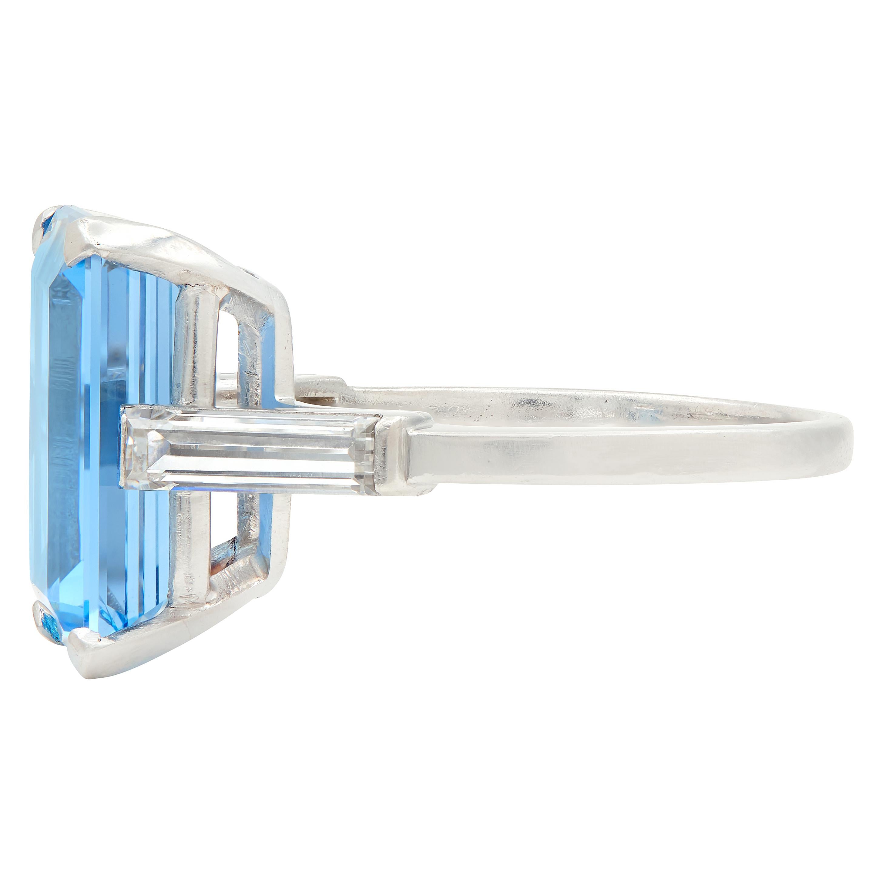 Mid-Century 5.25 CTW Aquamarine Diamond Platinum Vintage Cocktail Ring