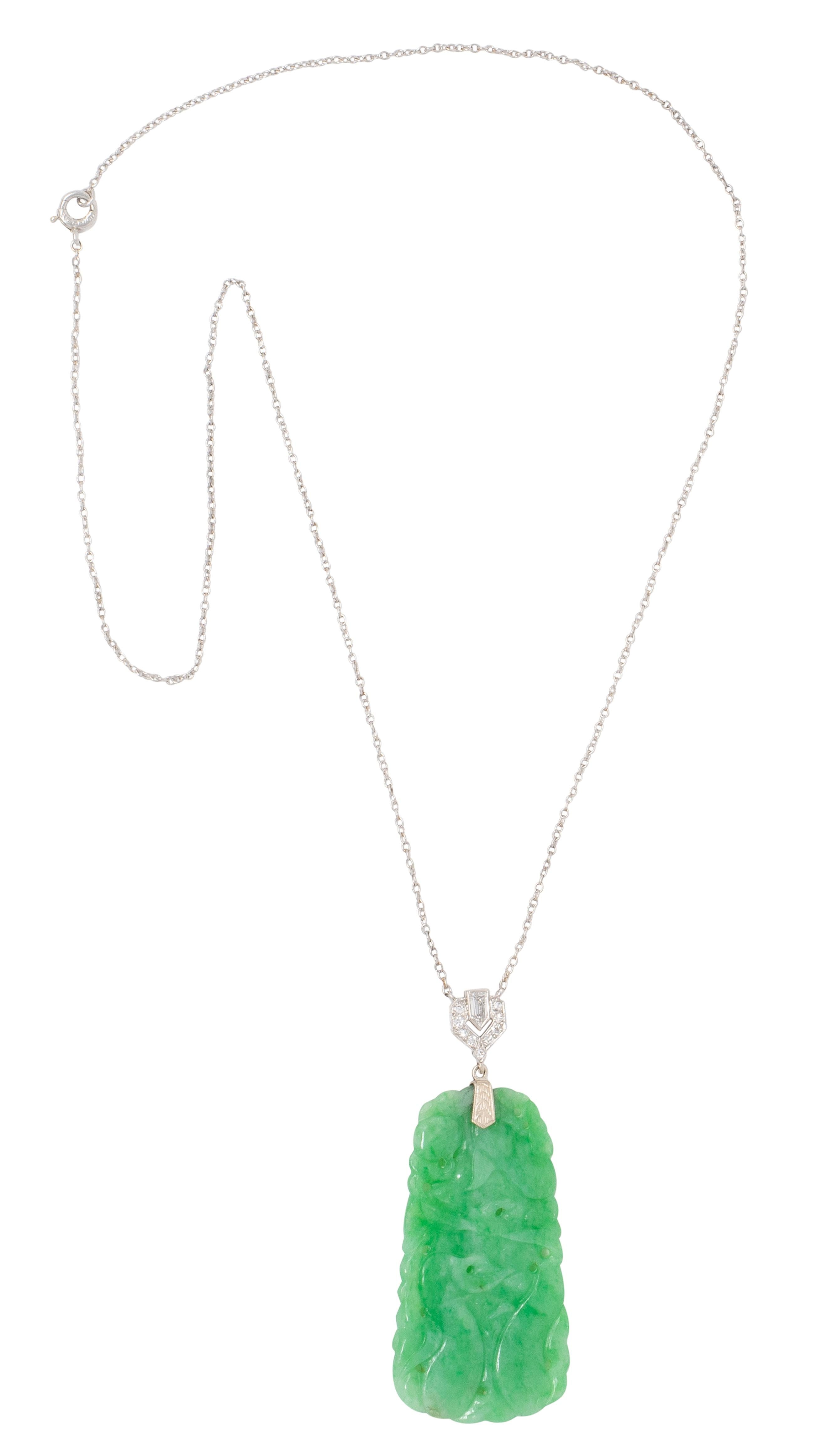 J.E. Caldwell Art Deco Jade Diamond Platinum Vintage Sartuoir Pendant Necklace
