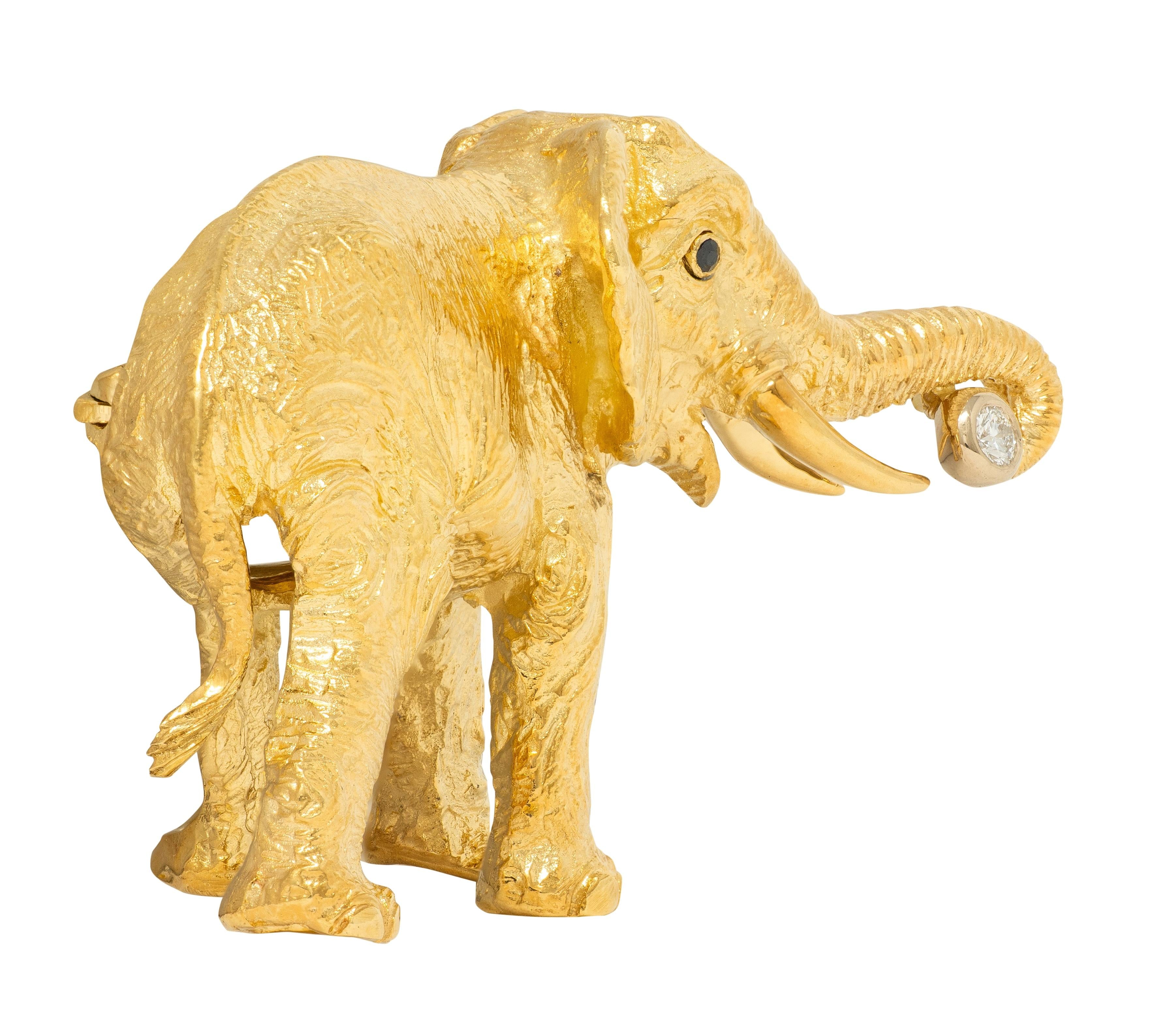 Tiffany & Co. 1996 Diamond Sapphire 18 Karat Yellow Gold Vintage Elephant Brooch