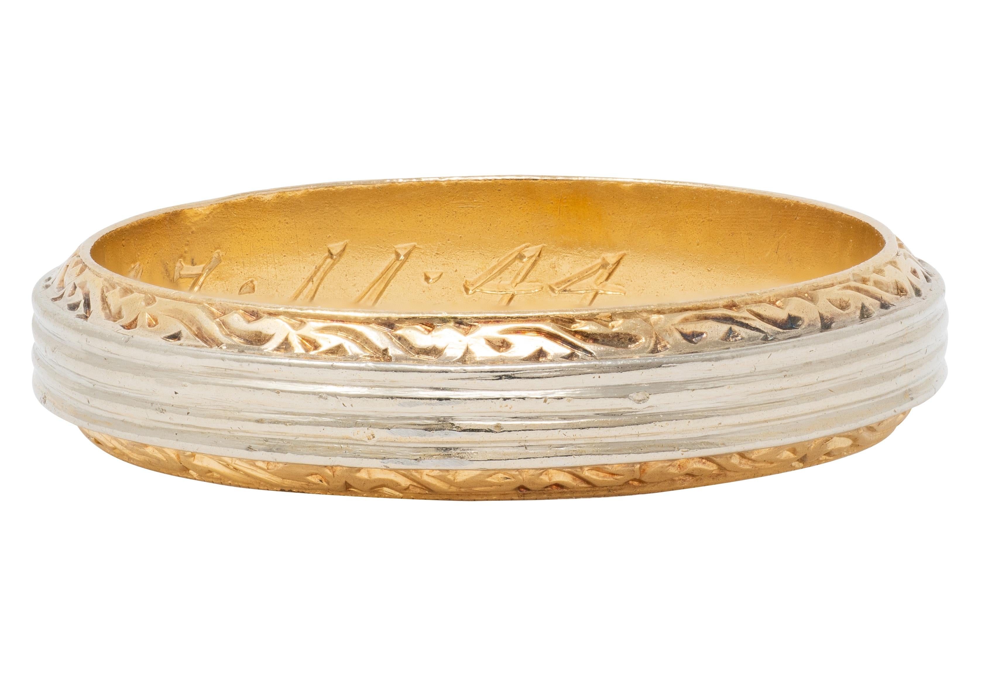 1944 18 Karat Two-Tone Gold Vintage Scrolling Wedding Band Ring