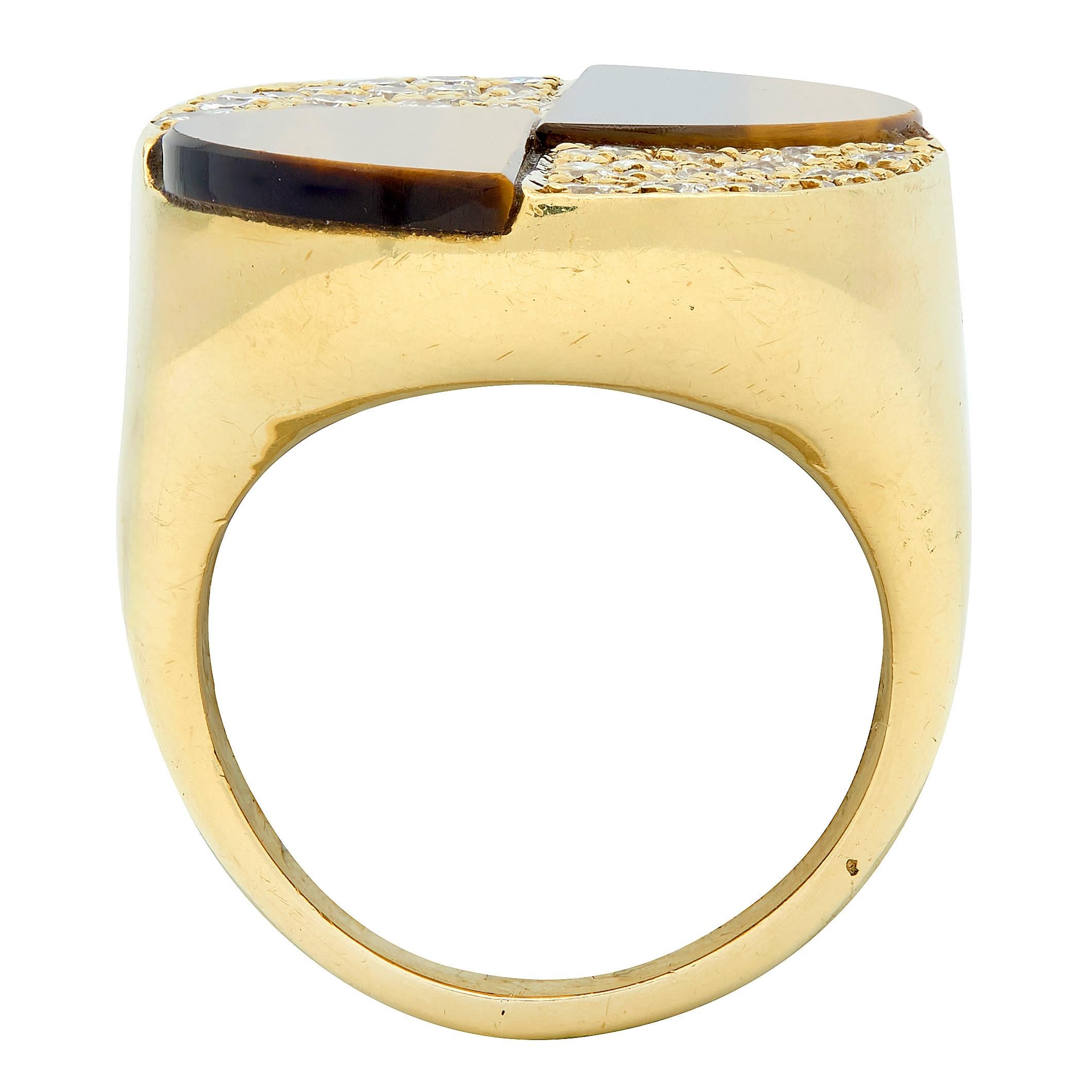 Bvlgari 1970's Diamond Tiger's Eye Quartz 18 Karat Yellow Gold Vintage Ring