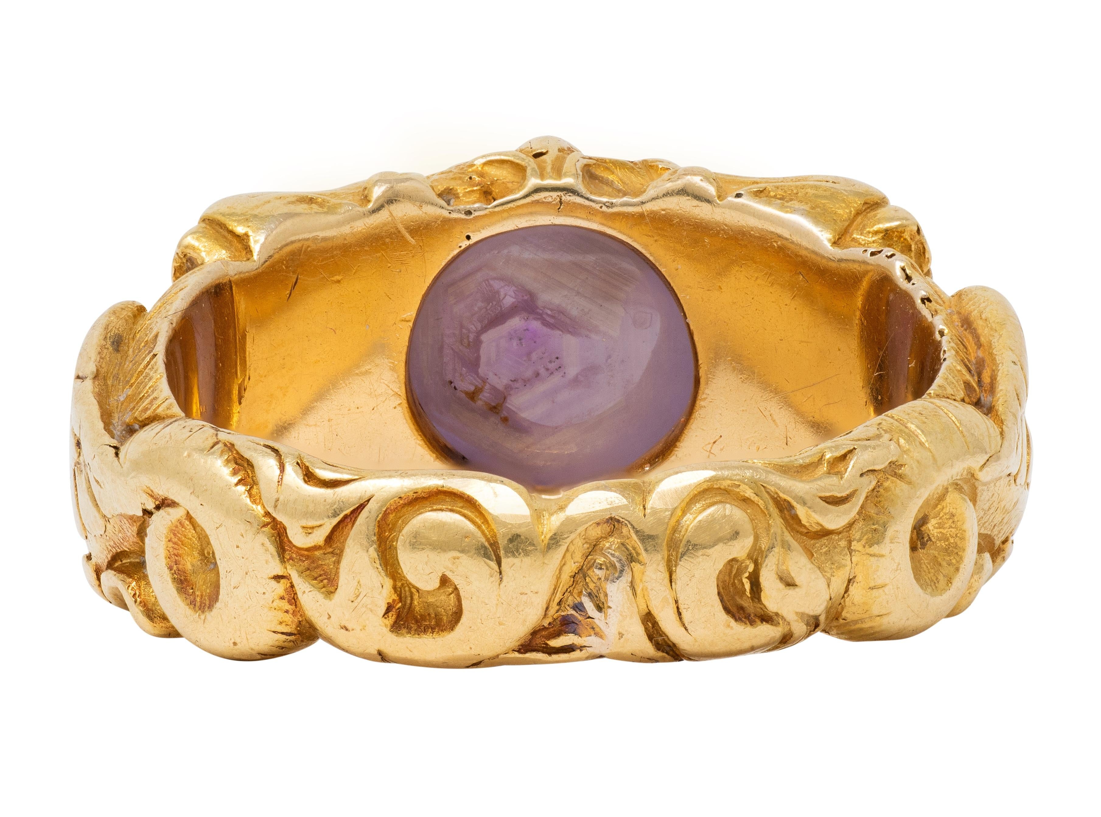 Art Nouveau 1911 Star Sapphire 18 Karat Yellow Gold Antique Unisex Griffon Ring