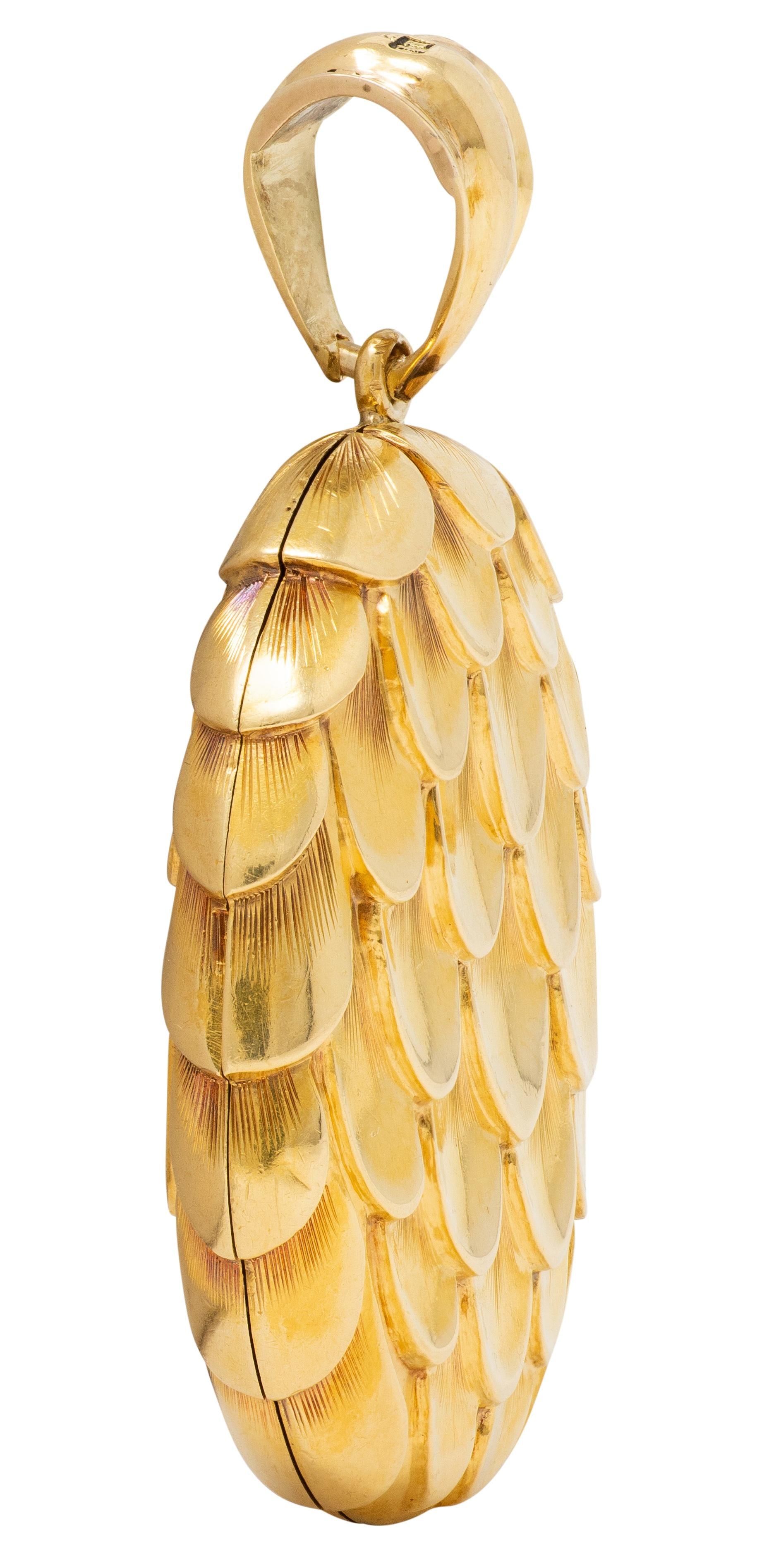 1950's 18 Karat Yellow Gold Vintage Feather Photo Locket Pendant