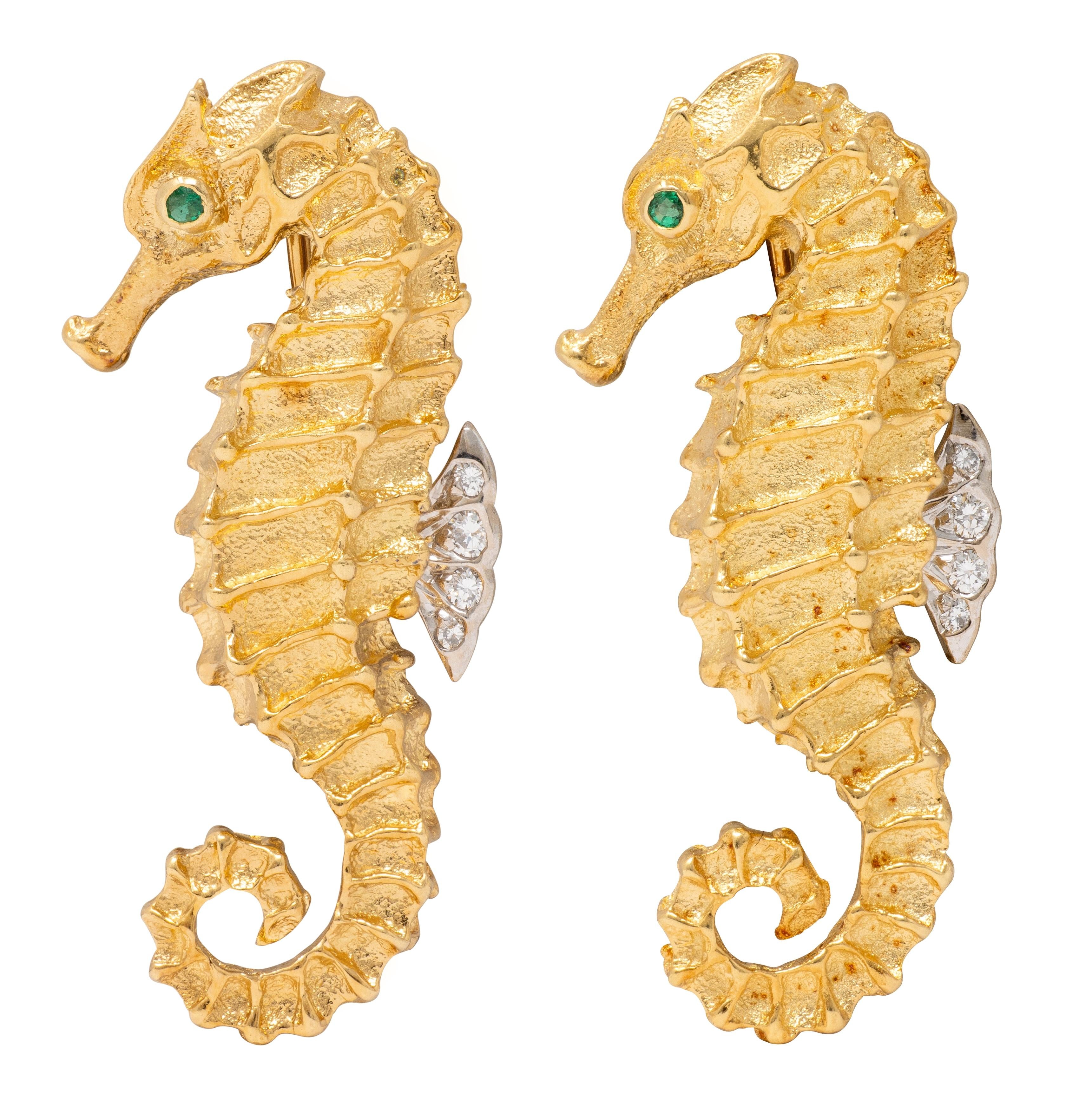 Tiffany & Co. 1991 Emerald Diamond 18K Two-Tone Gold Vintage Seahorse Brooch Set