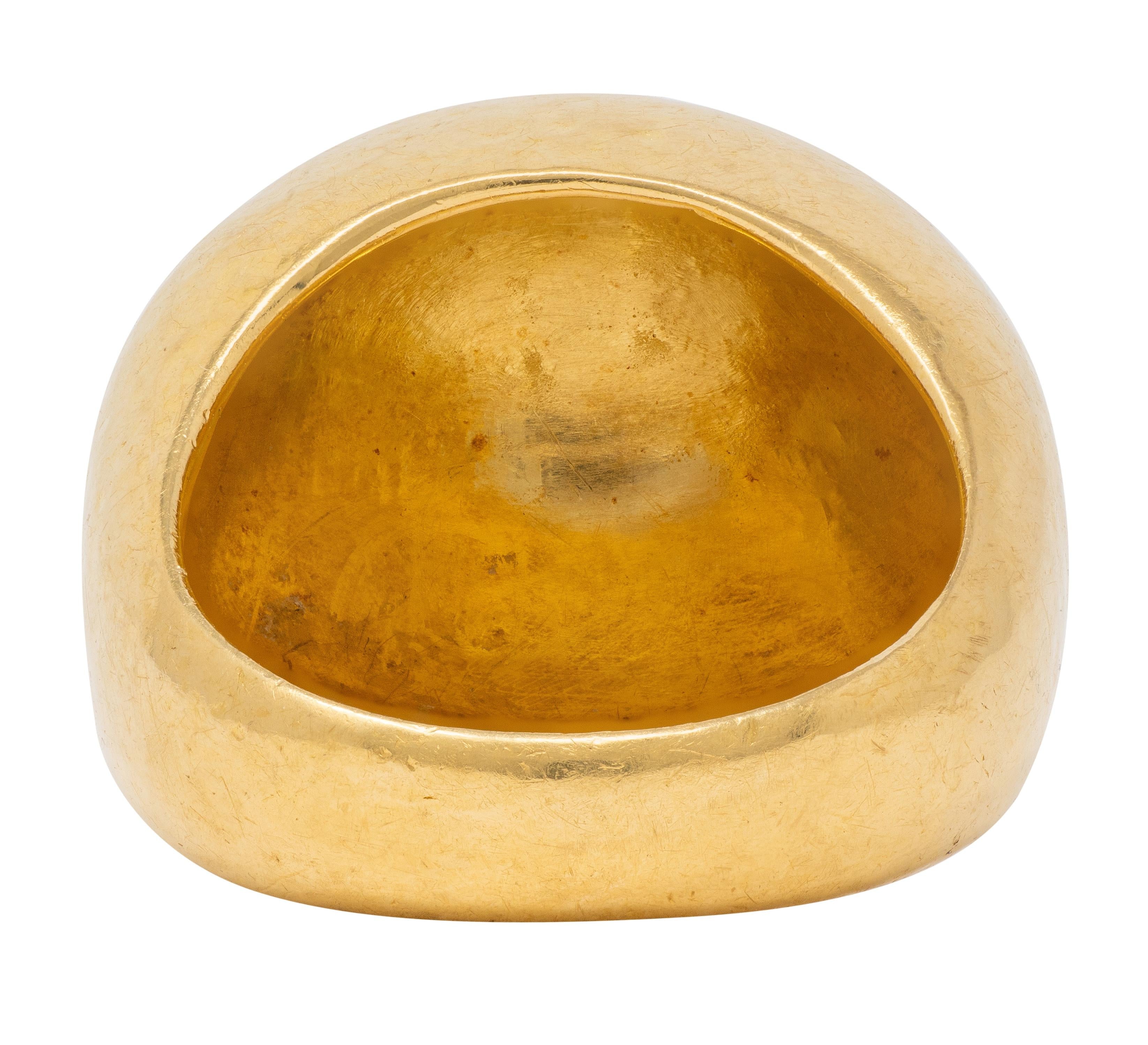 Elizabeth Locke 1980's 19 Karat Yellow Gold Vintage Hammered Dome Ring