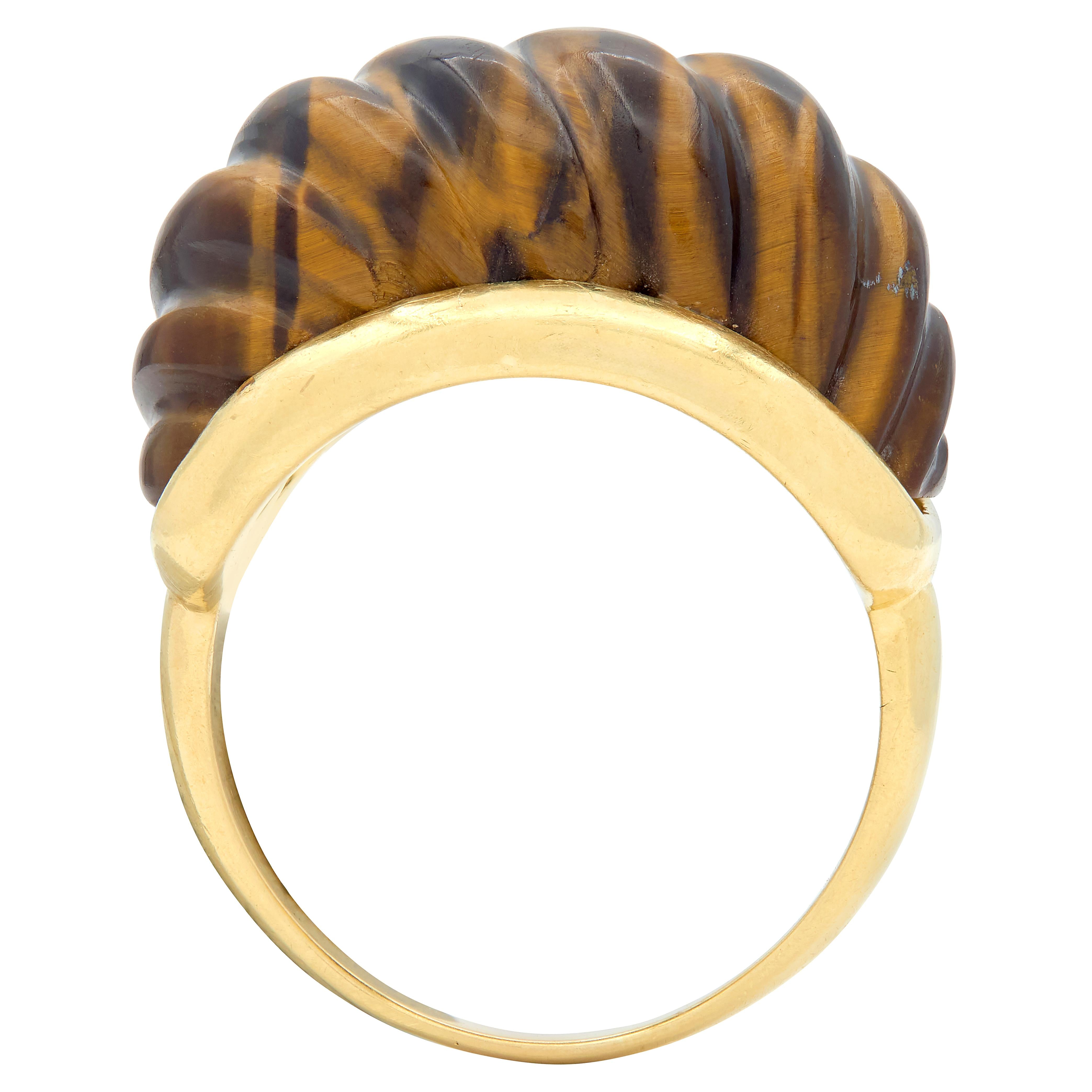 Tiffany & Co. 1970's Tiger's Eye Quartz 18K Gold Vintage Fluted Statement Ring