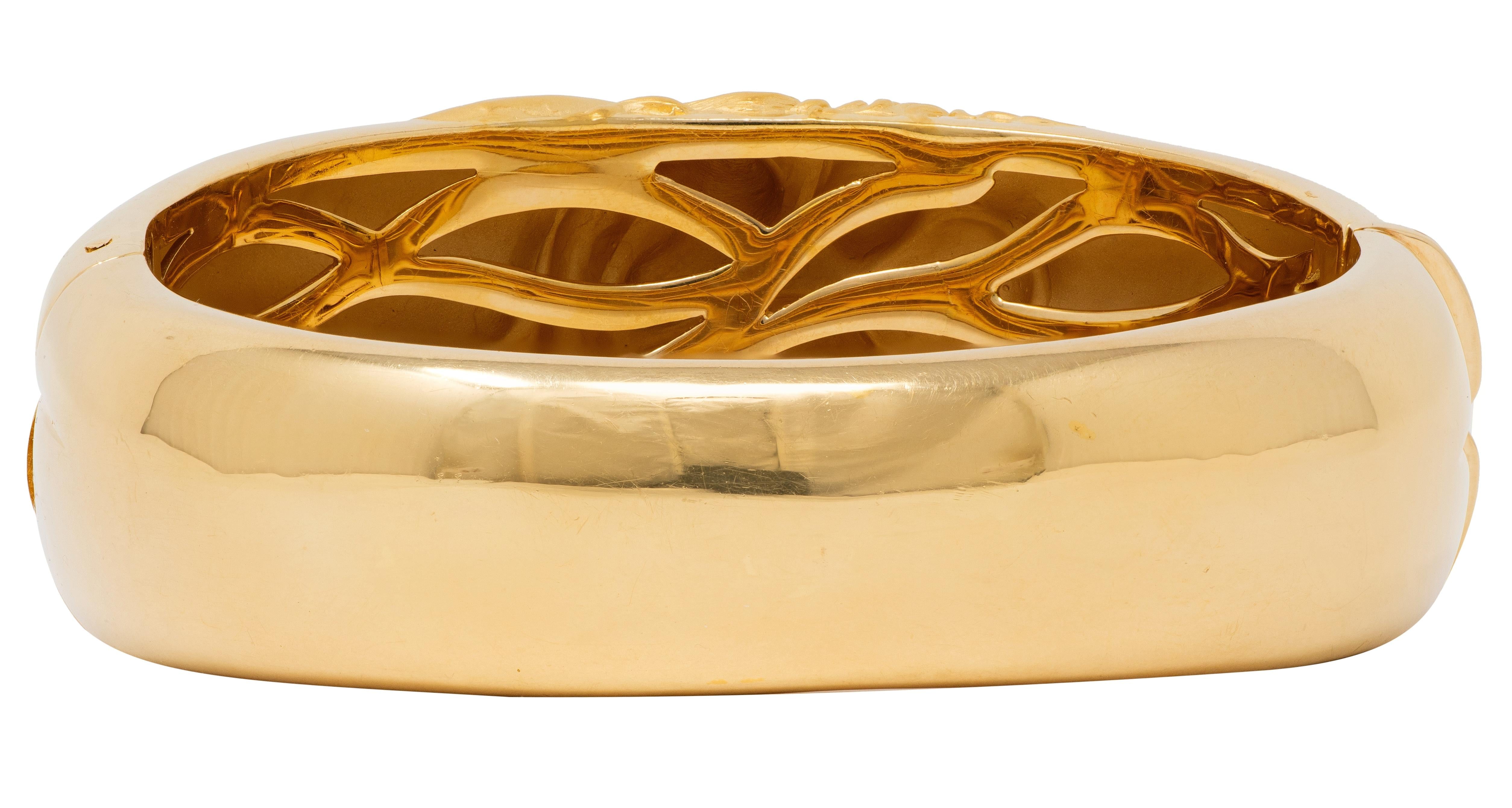 Carrera Y Carrera 2000's 18 Karat Yellow Gold Vintage Eden Bangle Bracelet