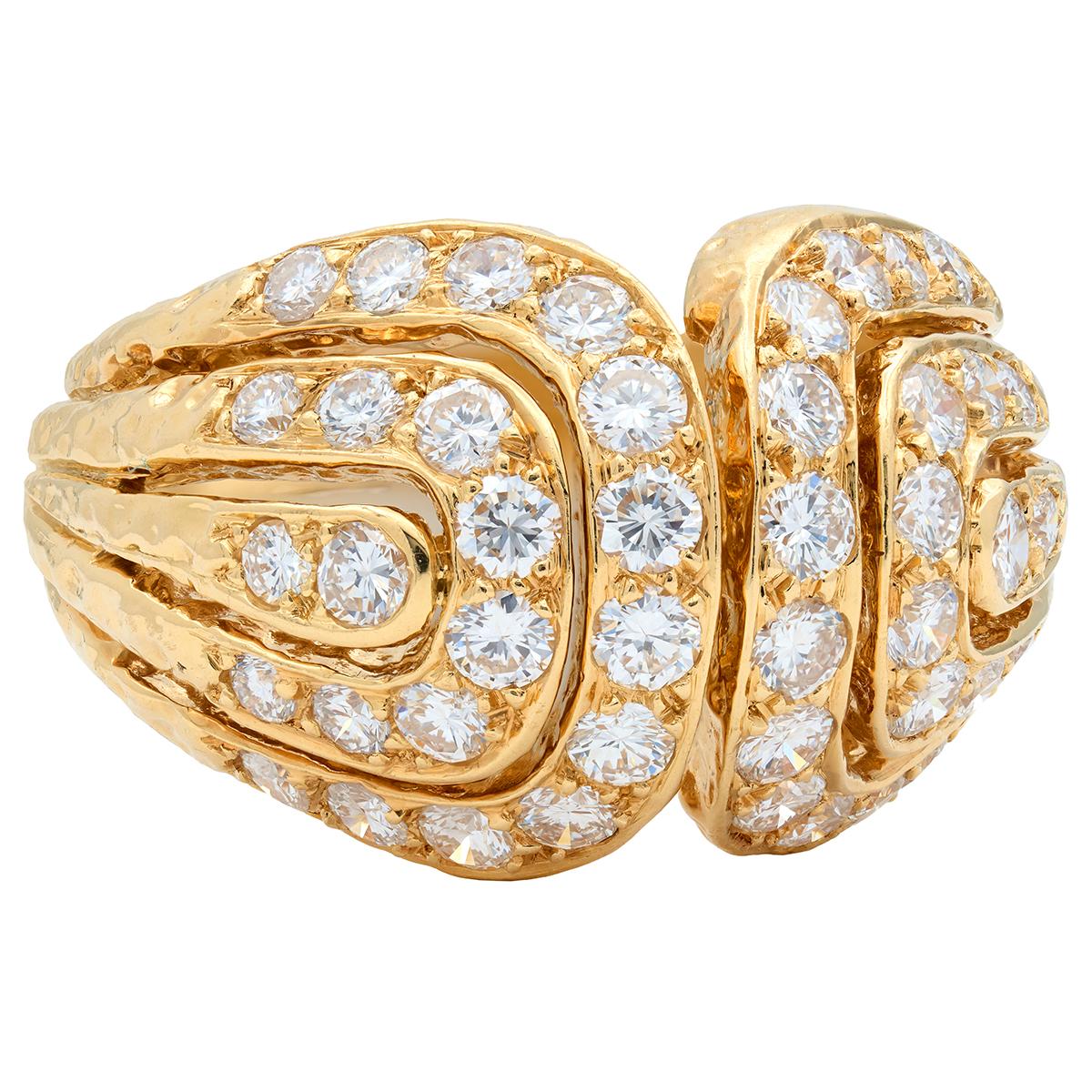 Van Cleef & Arpels French 1970's Diamond 18 Karat Yellow Gold Vintage Dome Ring