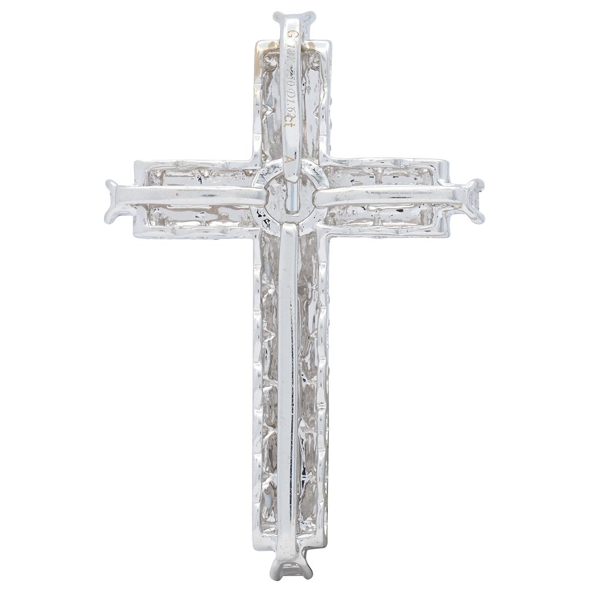 Contemporary 1.62 CTW Diamond 18 Karat White Gold Unisex Cross Pendant