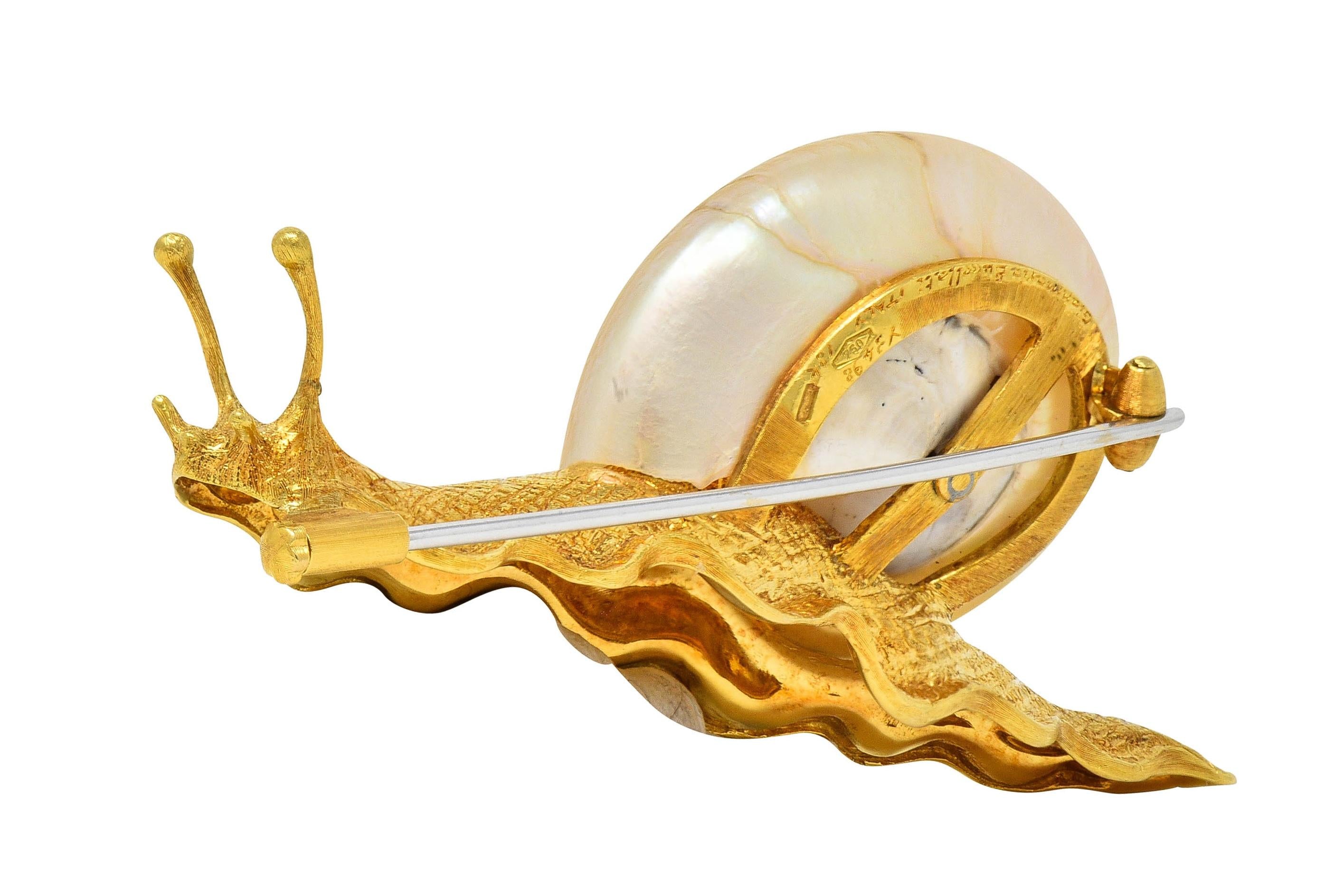 Buccellati 1960s Mother-Of-Pearl 18 Karat Gold Vintage Snail Brooch