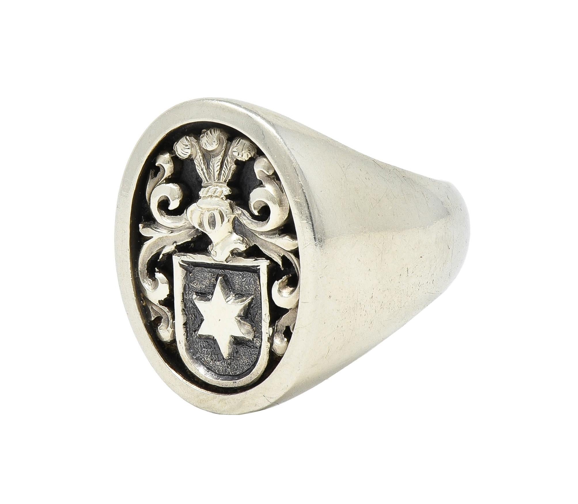 Vintage 18 Karat White Gold Heraldic Knight Star Cameo Unisex Signet Ring