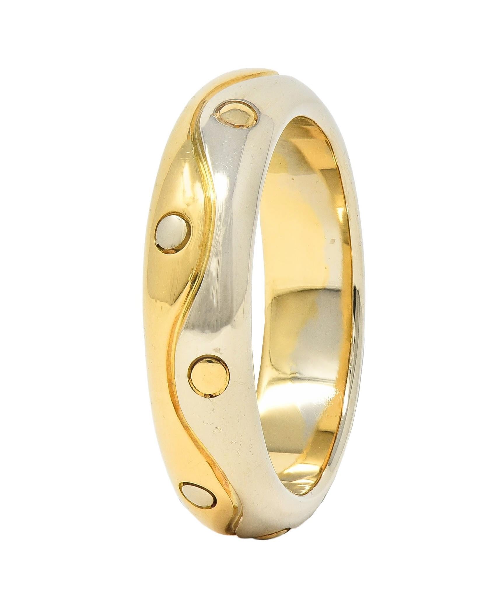 Bulgari 1990's 18 Karat Two-Tone Yellow White Gold Onda Vintage Band Ring