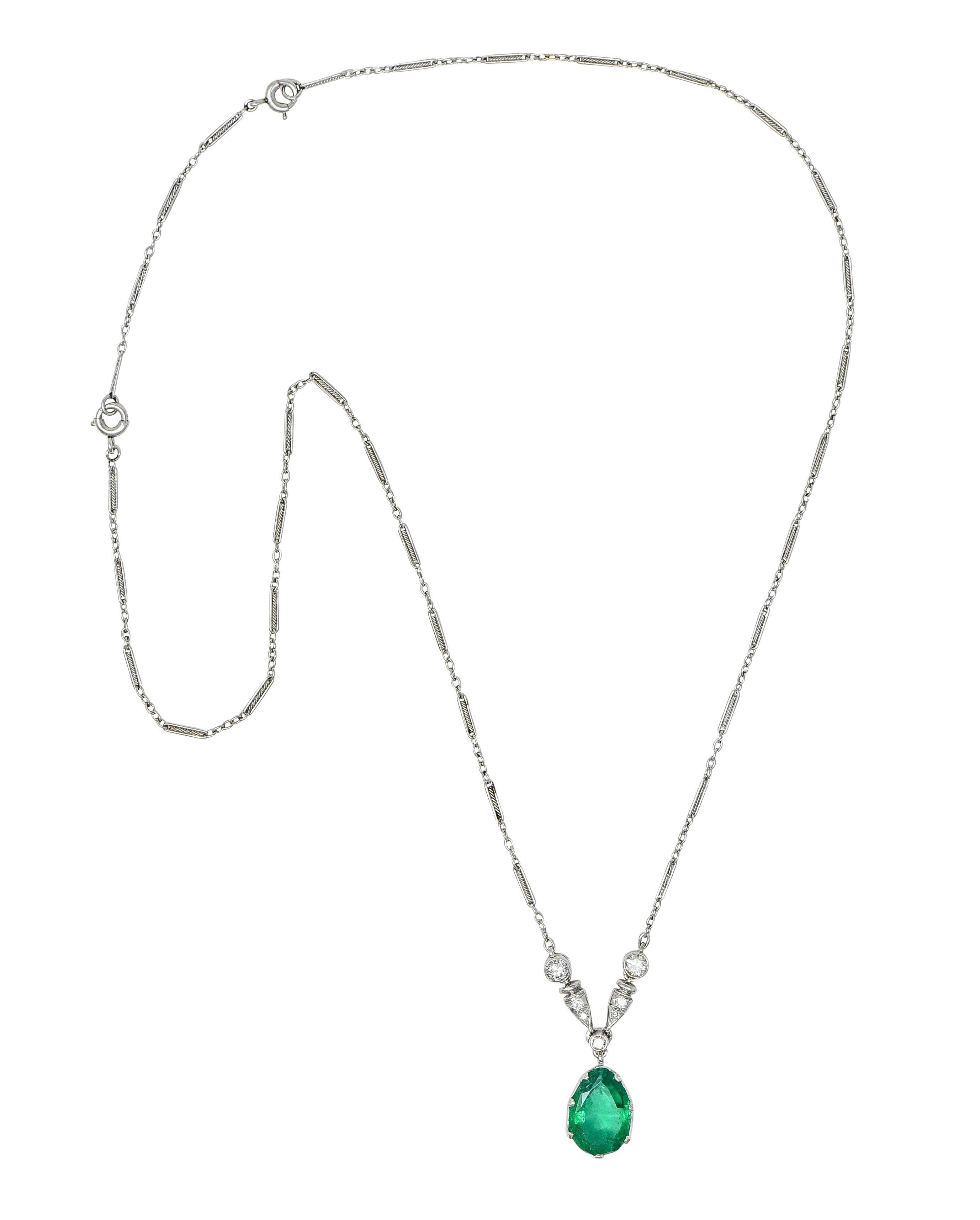 Art Deco Colombian Emerald Diamond Platinum 18 Karat Gold Vintage Drop Necklace