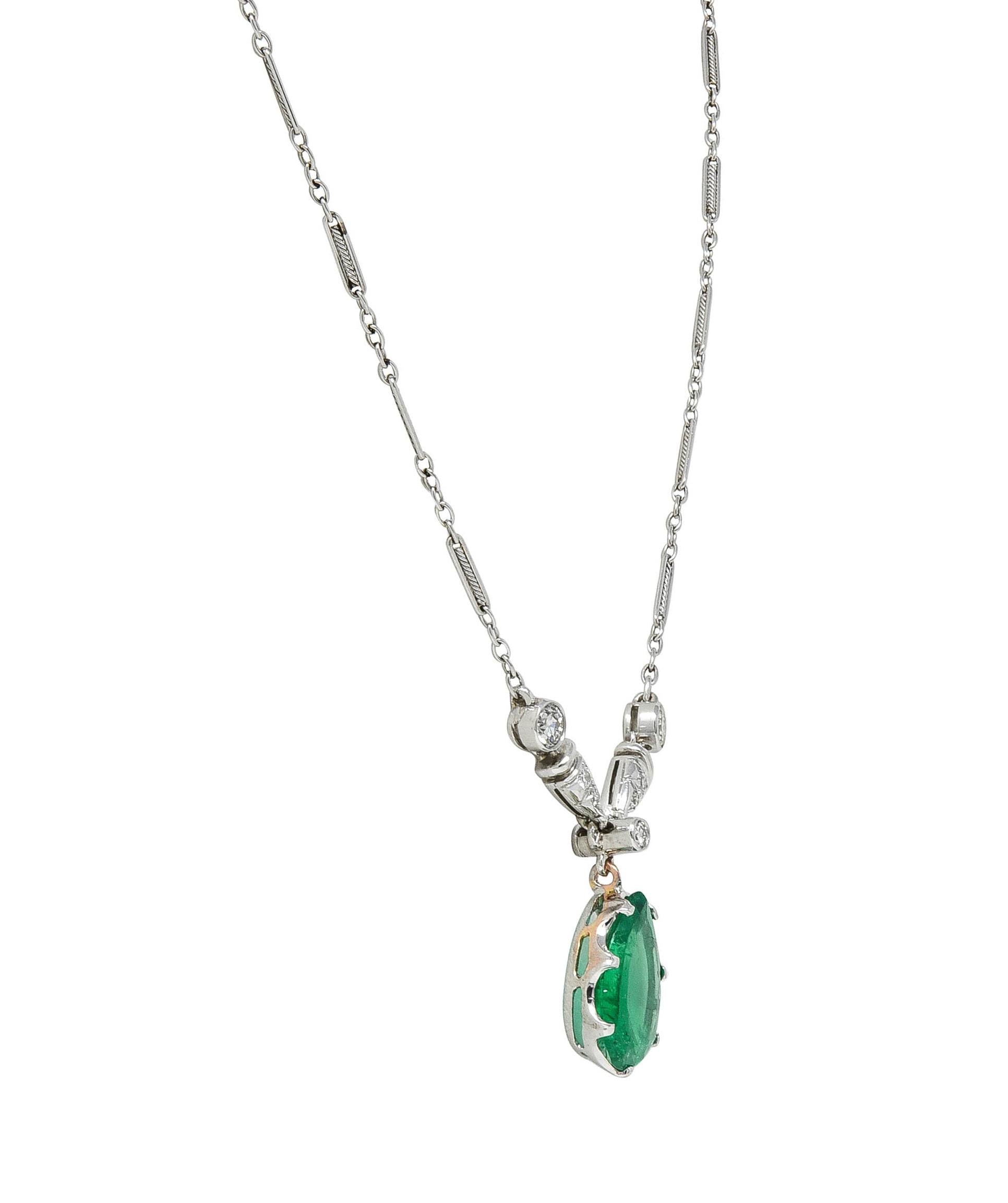 Art Deco Colombian Emerald Diamond Platinum 18 Karat Gold Vintage Drop Necklace