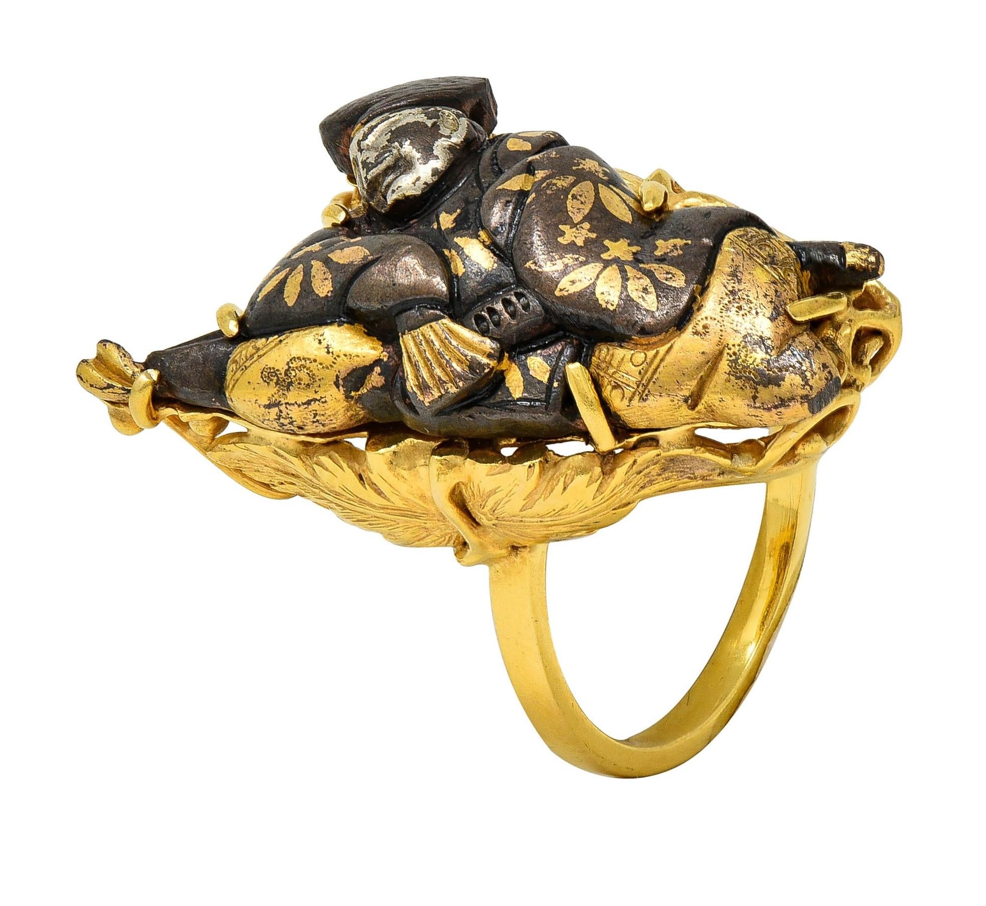 Victorian Japanese Shakudo 14 Karat Yellow Gold Lounging Man Antique Ring